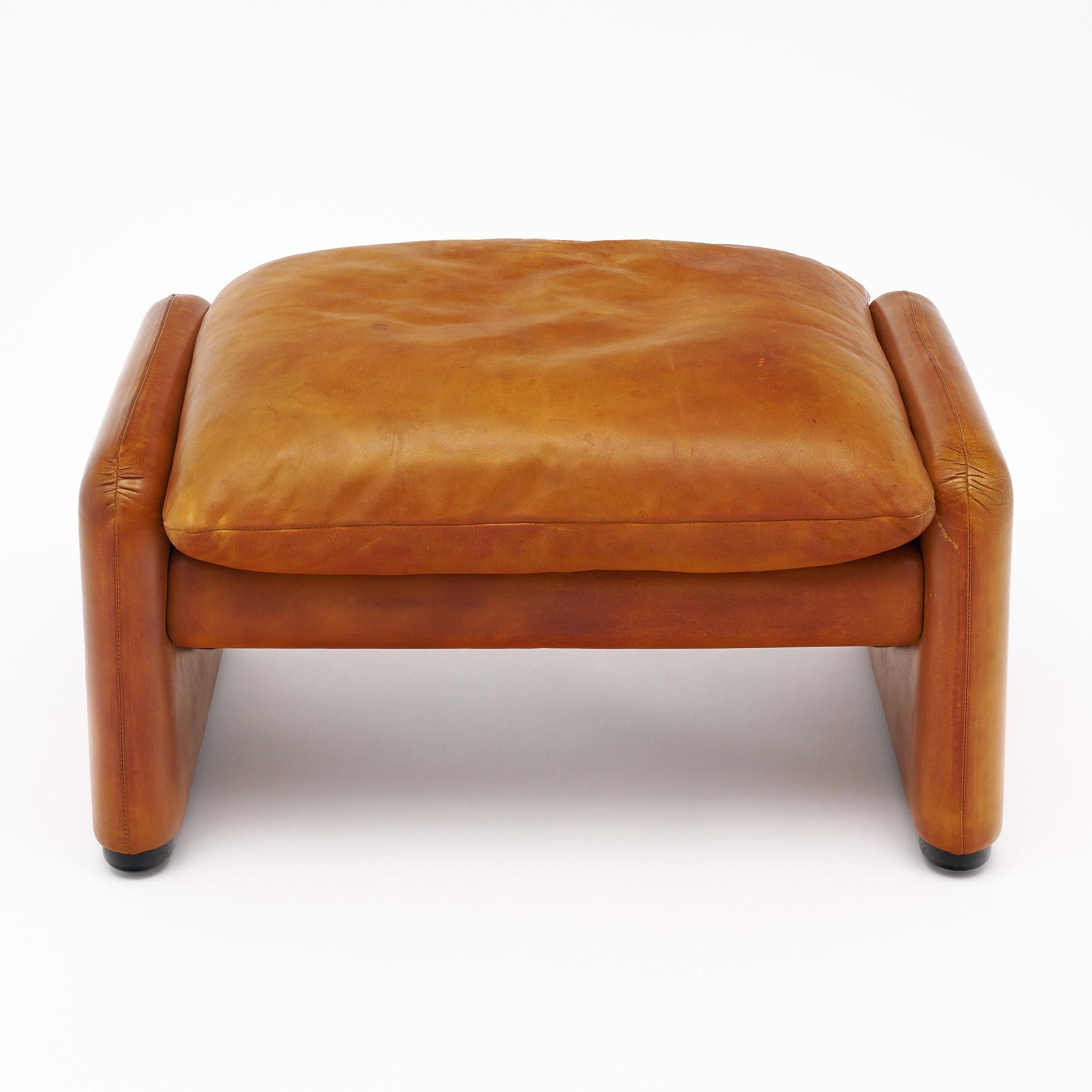 Italian Maralunga Ottoman by Vico Magistretti for Cassina For Sale