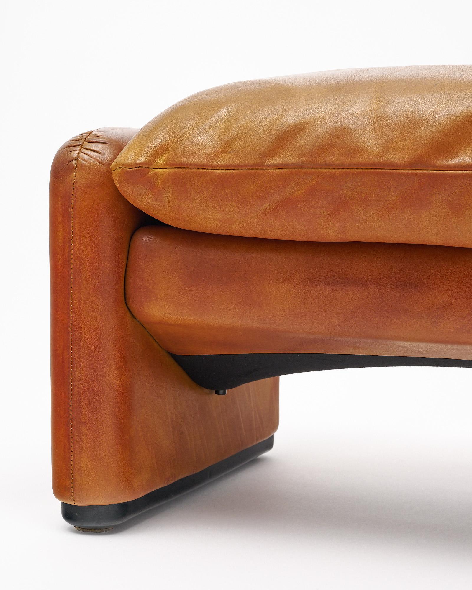 Late 20th Century Maralunga Ottoman by Vico Magistretti for Cassina For Sale