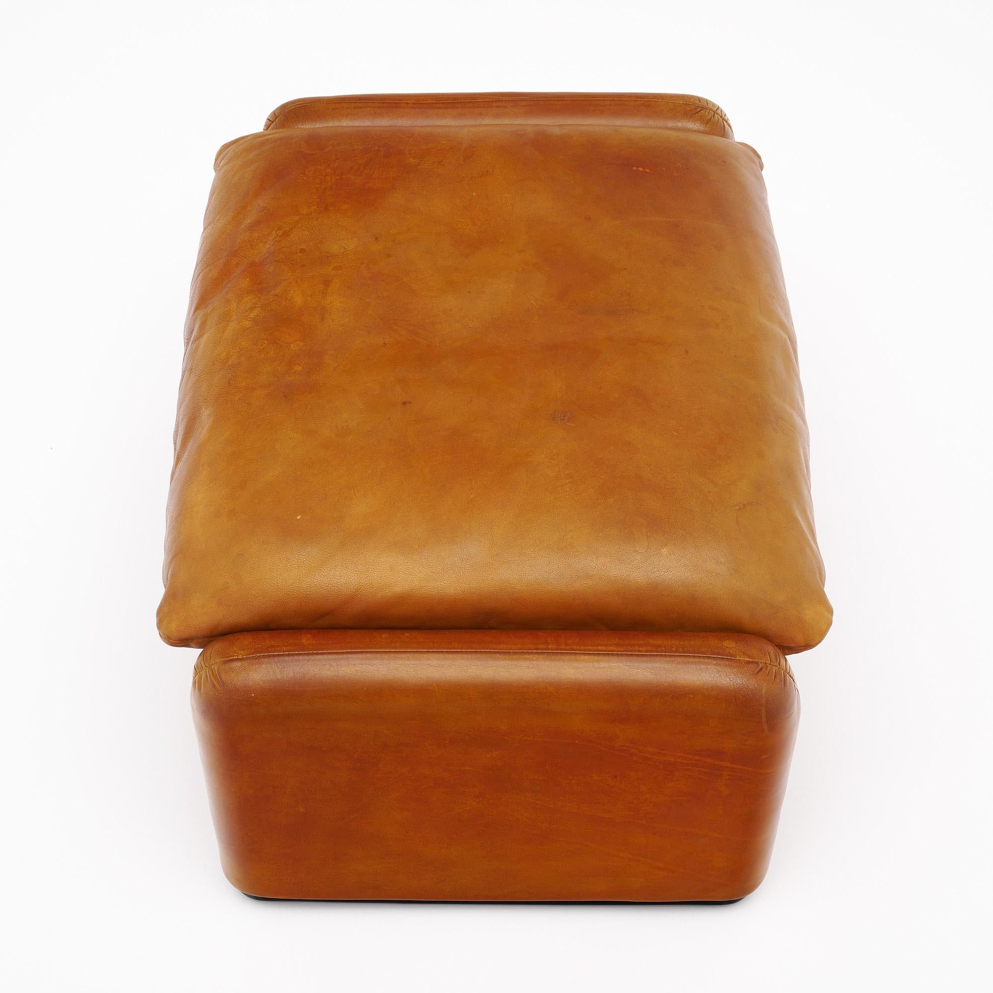 Maralunga Ottoman by Vico Magistretti for Cassina For Sale 1