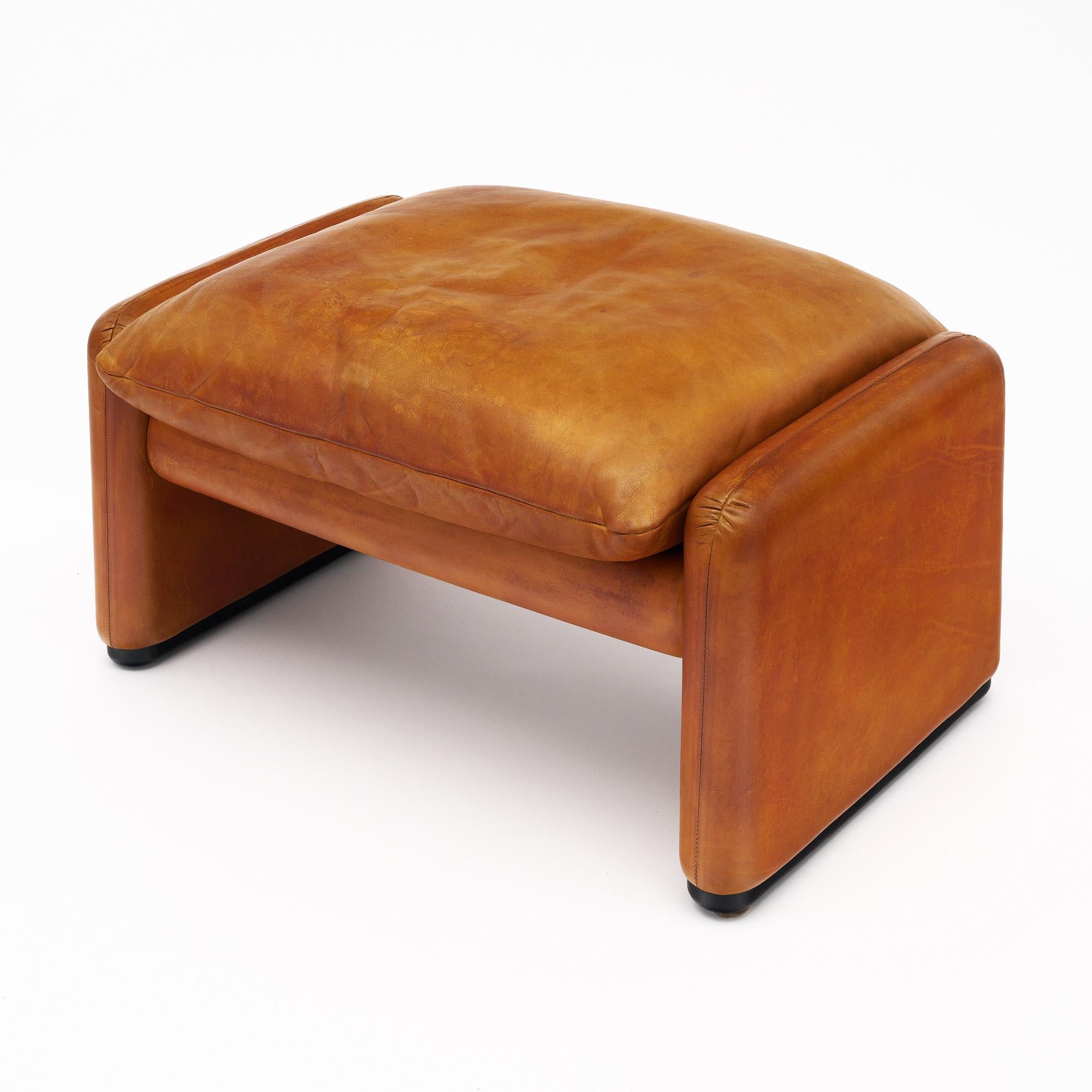 Maralunga Ottoman by Vico Magistretti for Cassina For Sale 2