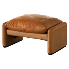 Ottomana Maralunga in pelle, Vico Magistretti per Cassina, Italia Moderna, 1973