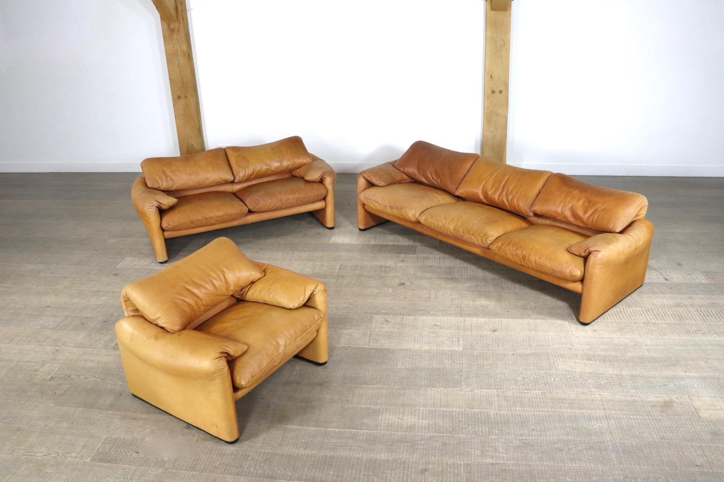 Maralunga Set in Cognac Leather by Vico Magistretti for Cassina, 1970s 2