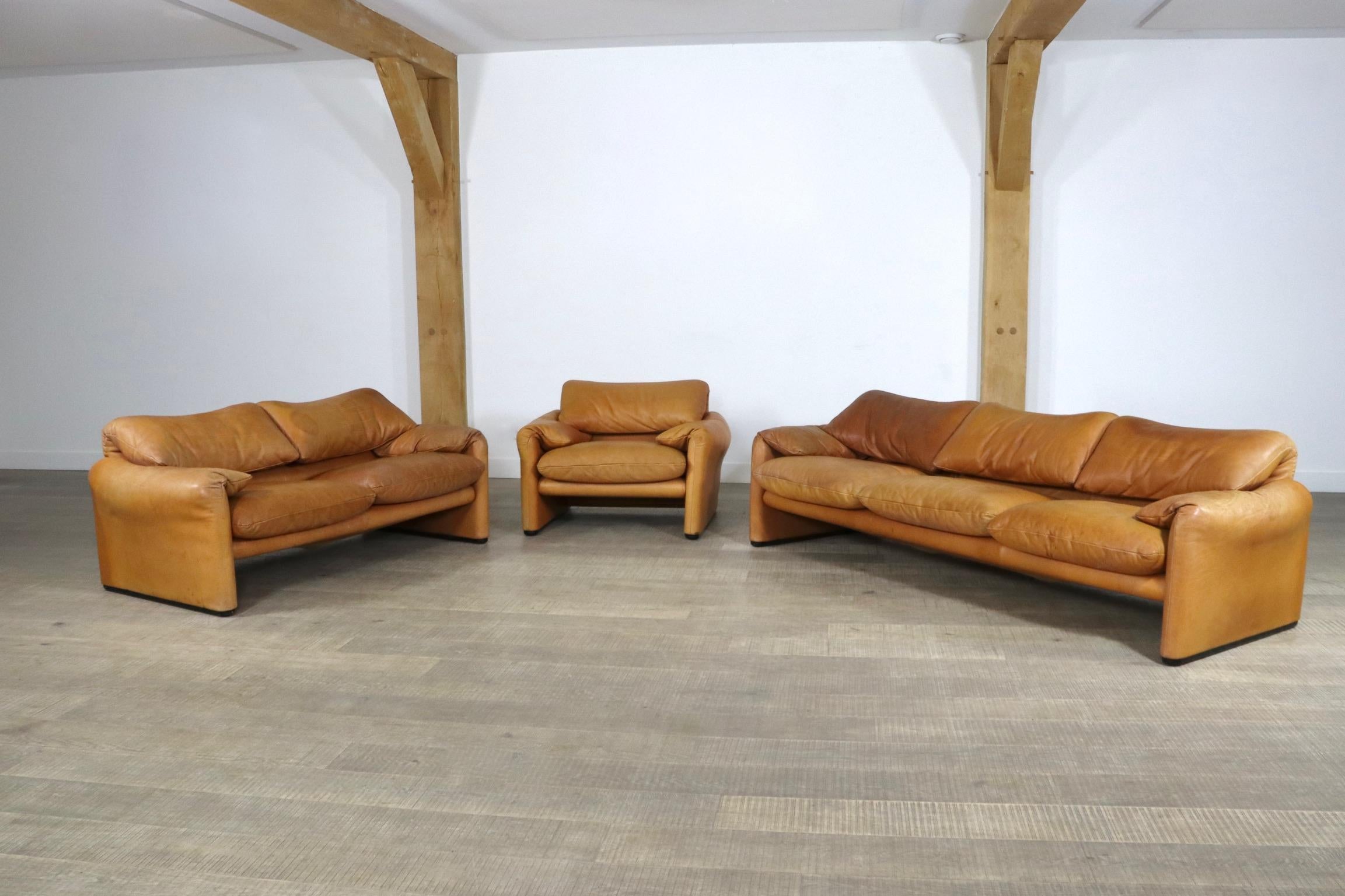 Maralunga Set in Cognac Leather by Vico Magistretti for Cassina, 1970s 5
