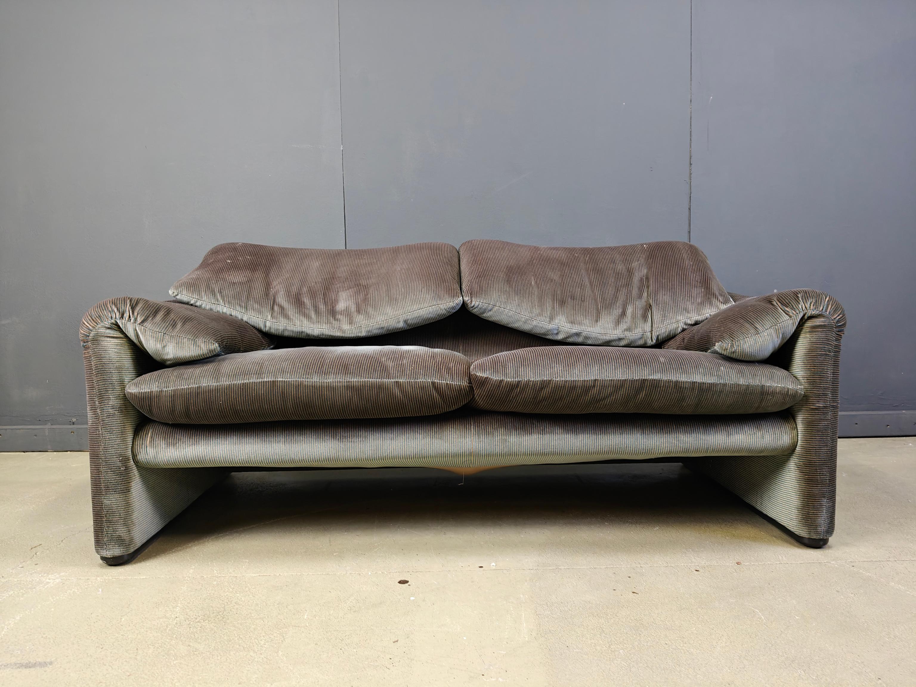 Canapé Maralunga de Vico Magistretti pour Cassina, 1970 en vente 5