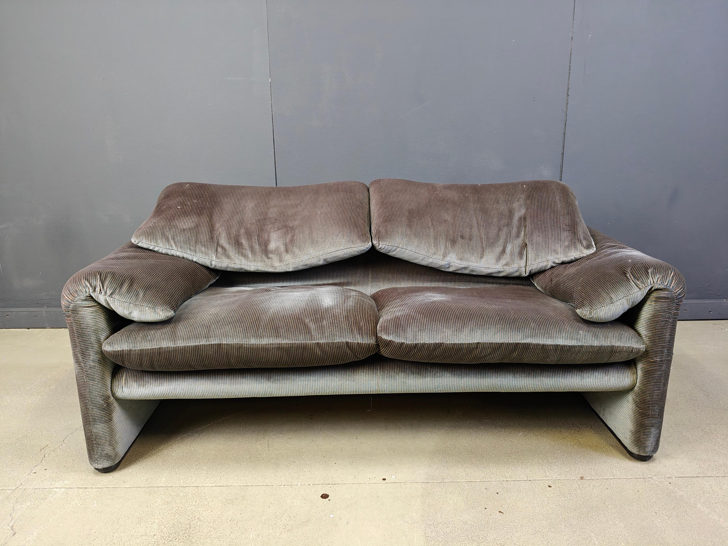 Canapé Maralunga de Vico Magistretti pour Cassina, 1970 en vente 6