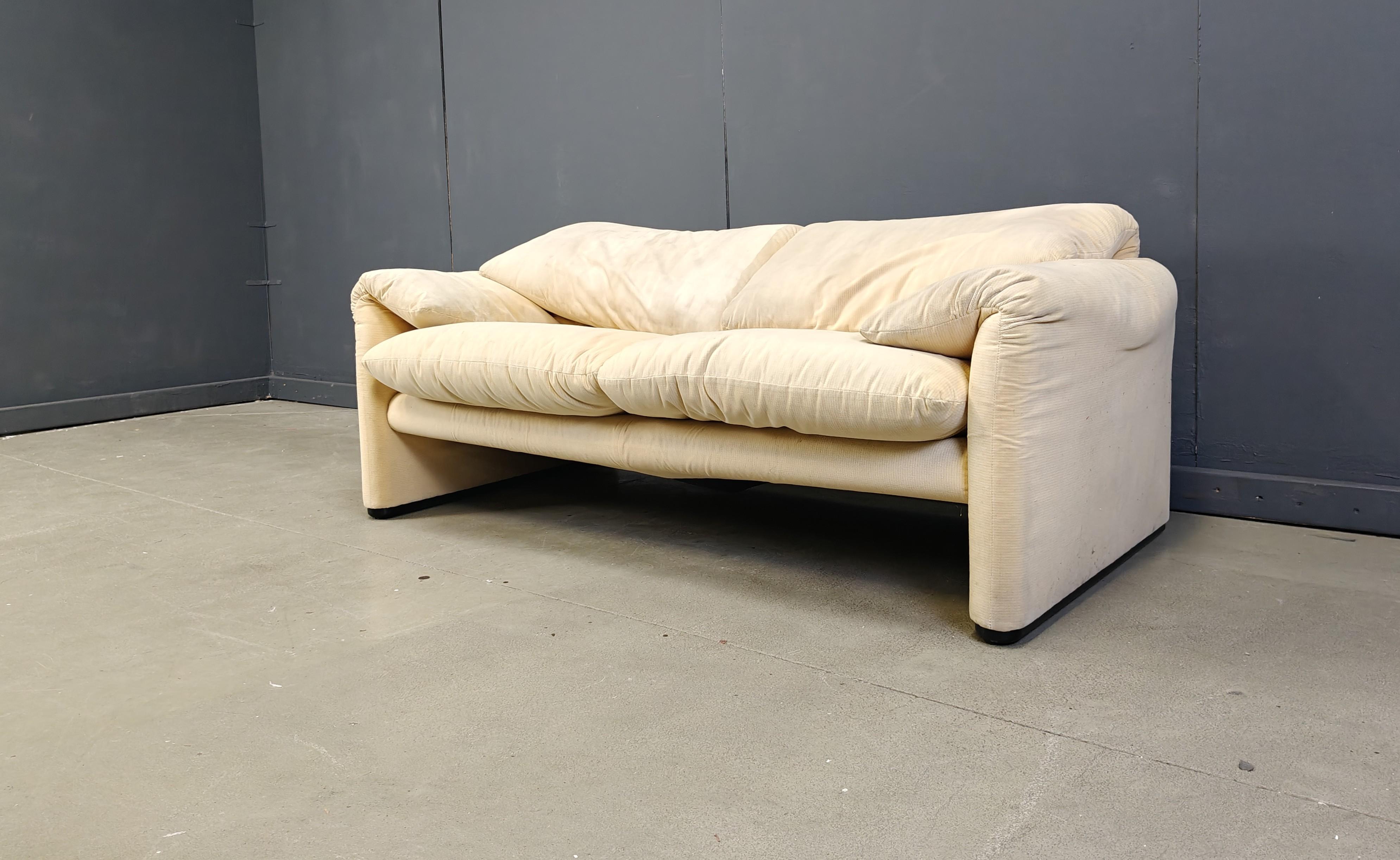 Maralunga sofa by Vico Magistretti for Cassina, 1970s (Ende des 20. Jahrhunderts) im Angebot