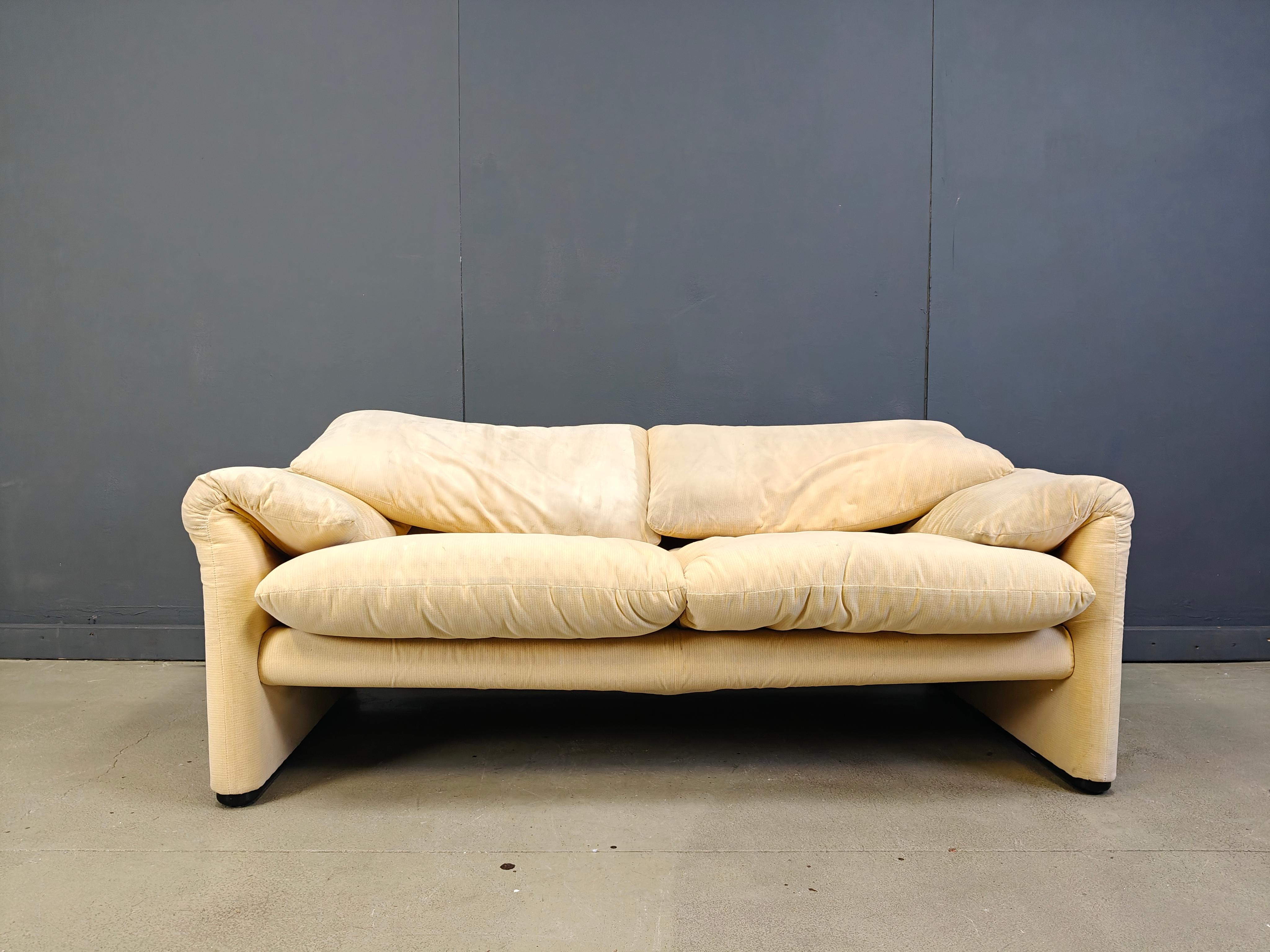 Maralunga sofa by Vico Magistretti for Cassina, 1970s im Angebot 1