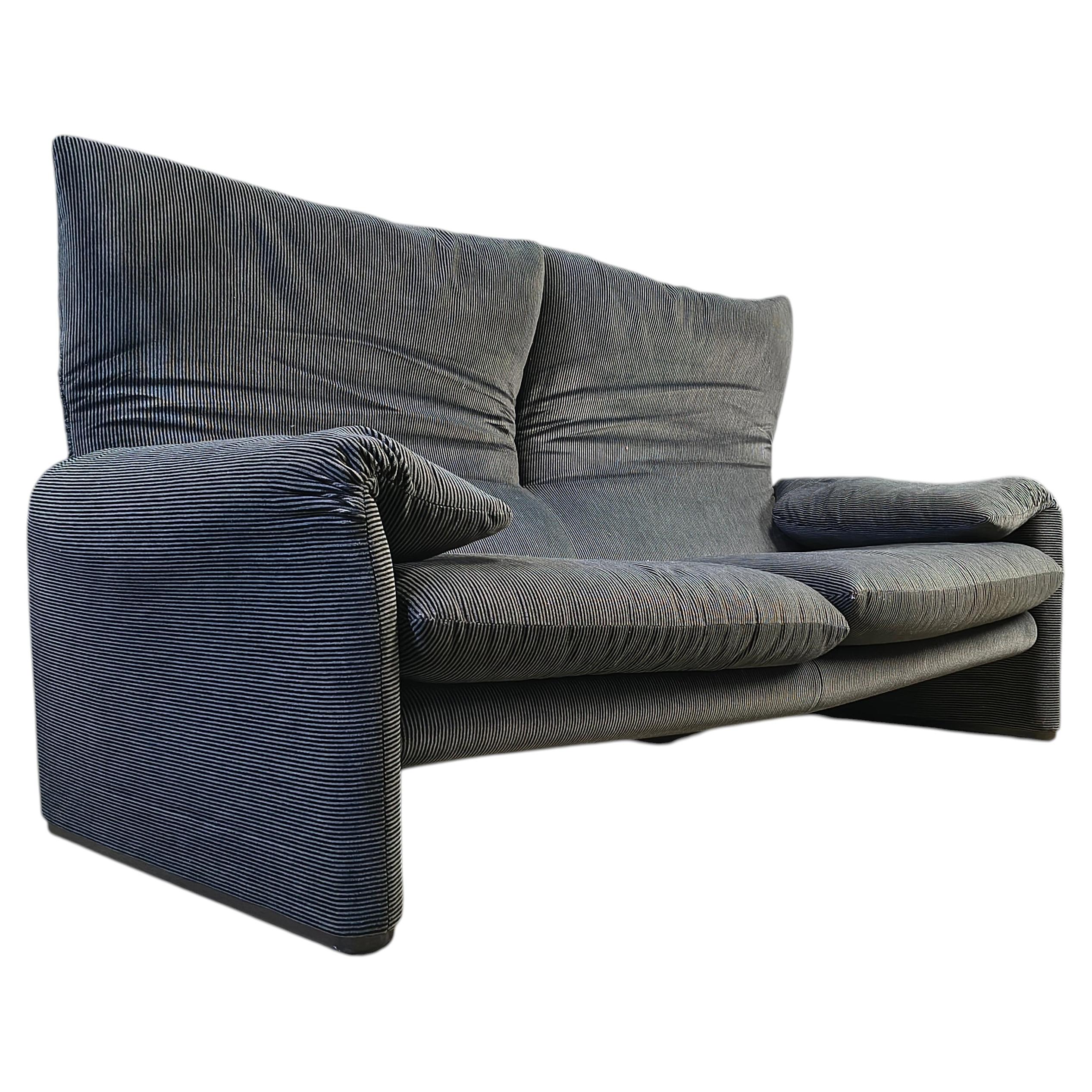 Maralunga sofa by Vico Magistretti for Cassina, 1970s For Sale