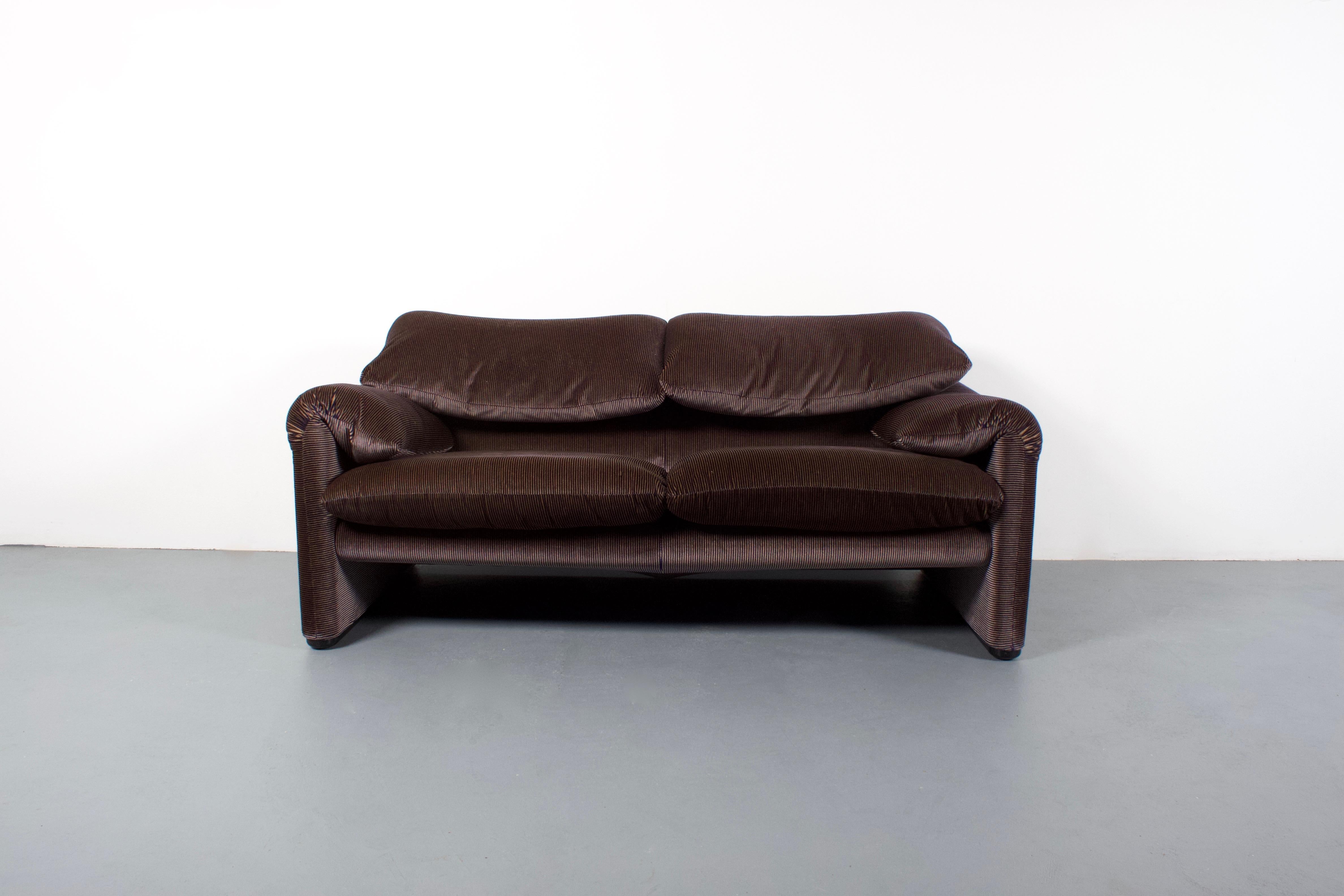 maralunga sofa replica