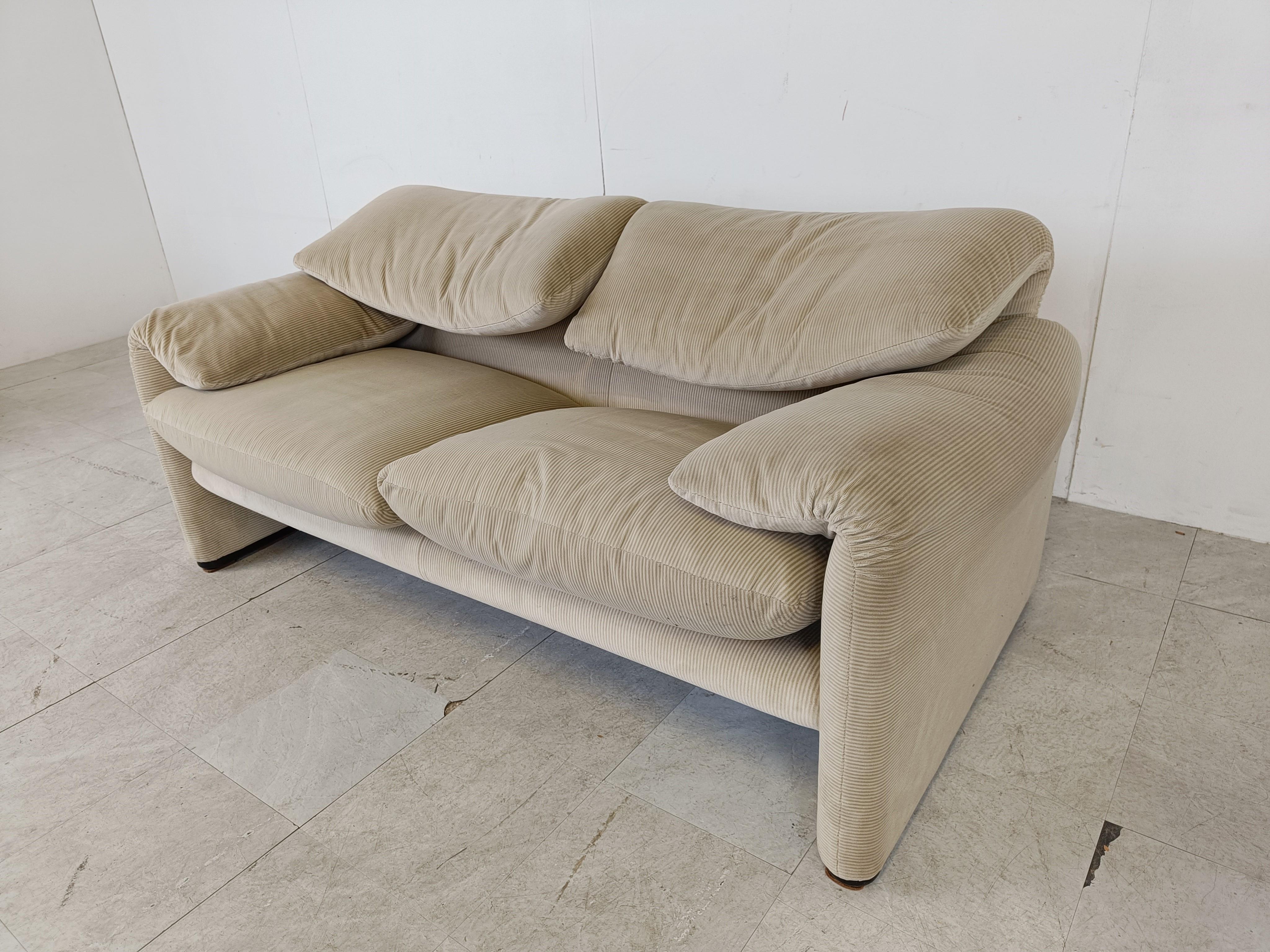 Maralunga Sofa by Vico Magistretti for Cassina In Good Condition In HEVERLEE, BE