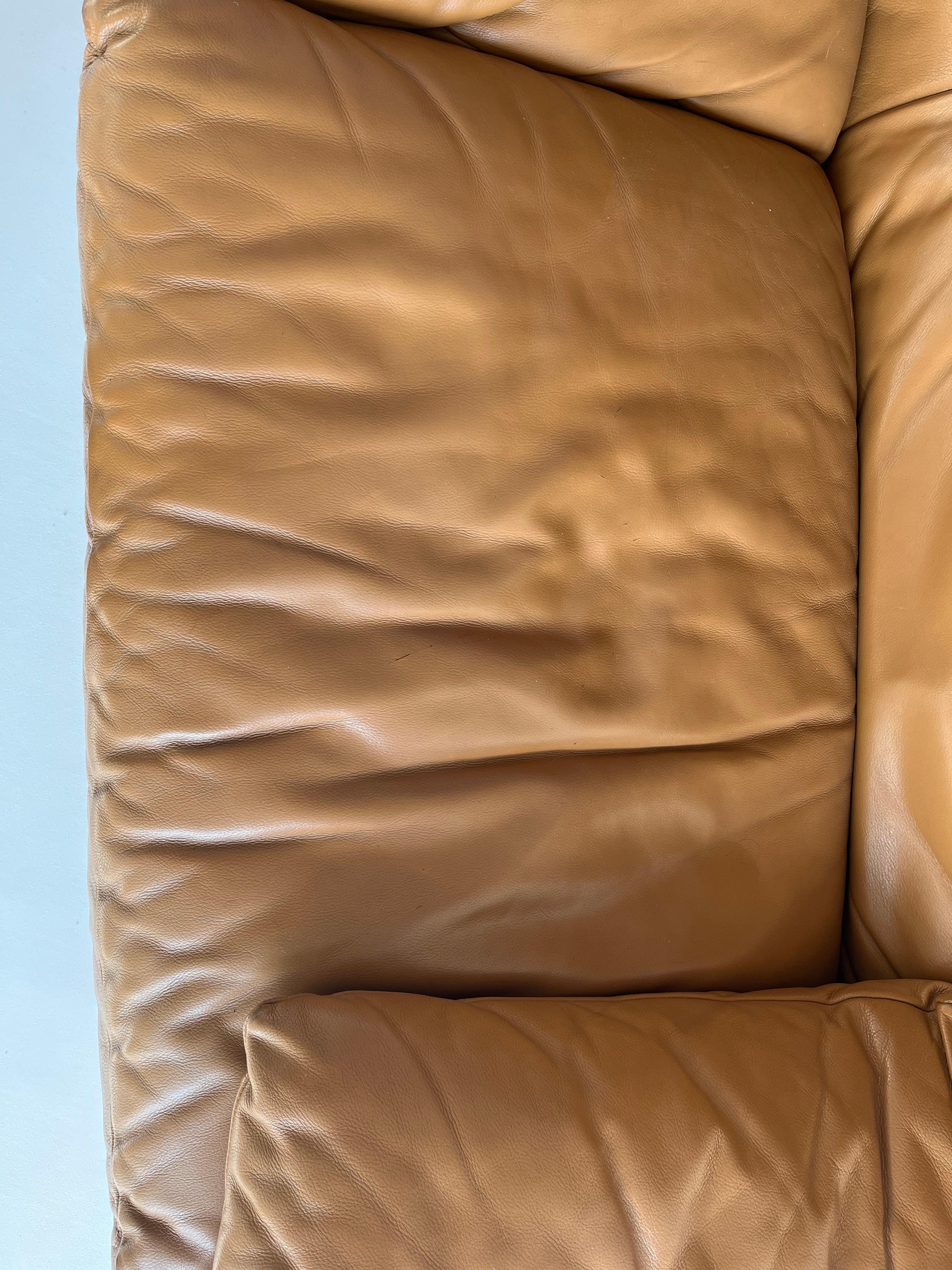 Leather Maralunga sofa by Vico Magistretti for Cassina