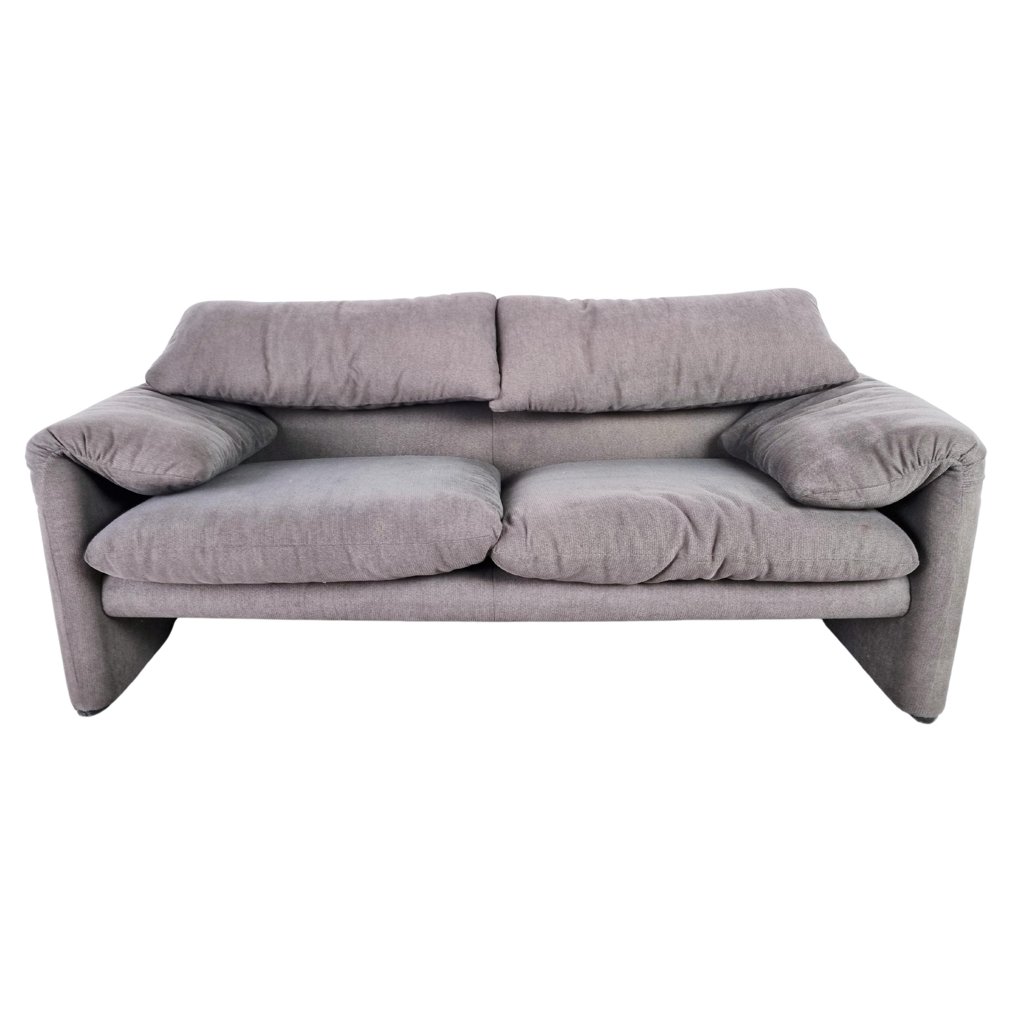 Maralunga Sofa by Vico Magistretti for Cassina