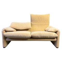 Maralunga sofa by Vico Magistretti for Cassina