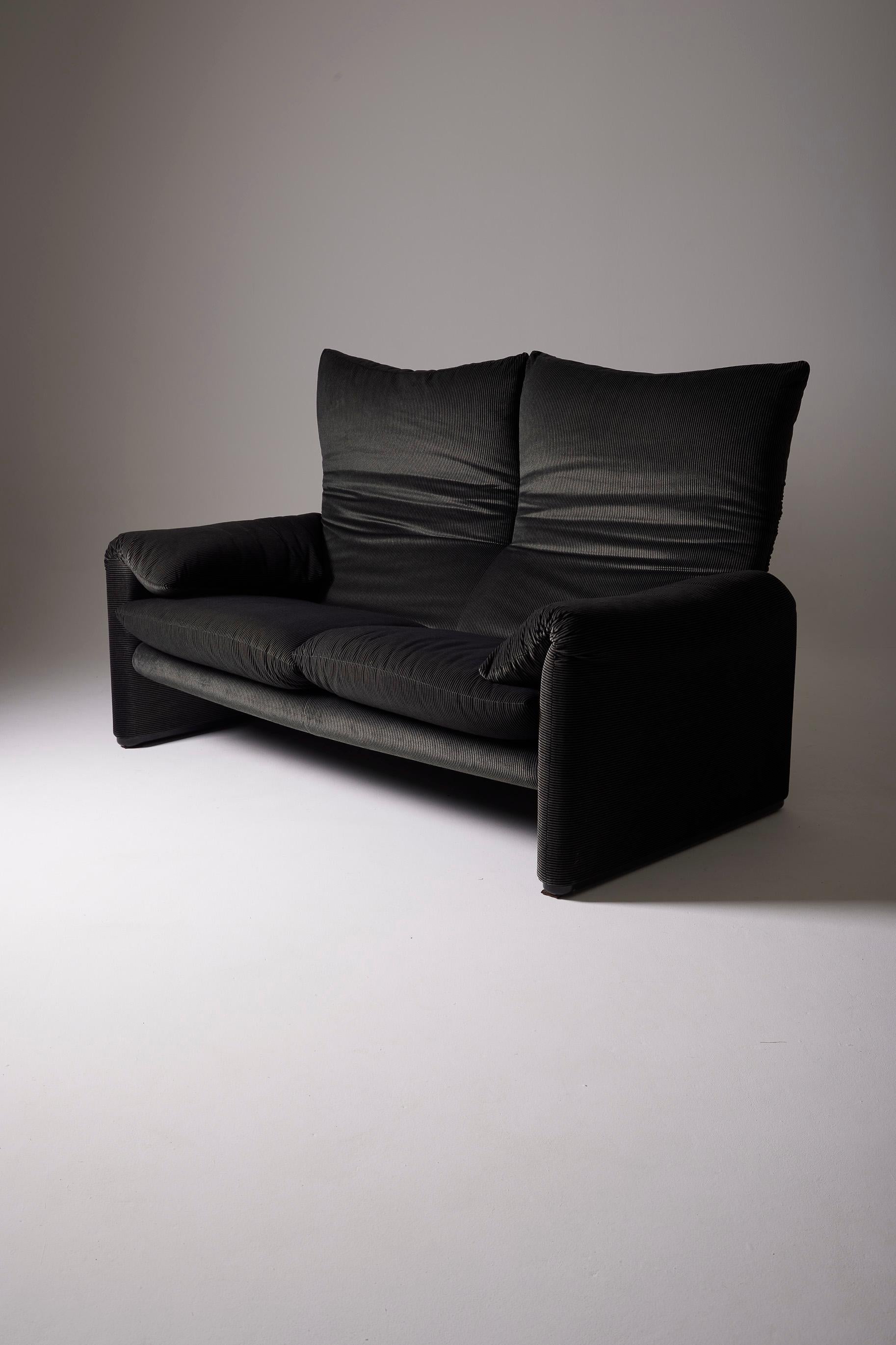 20th Century Maralunga Sofa by Vico Magistretti For Sale