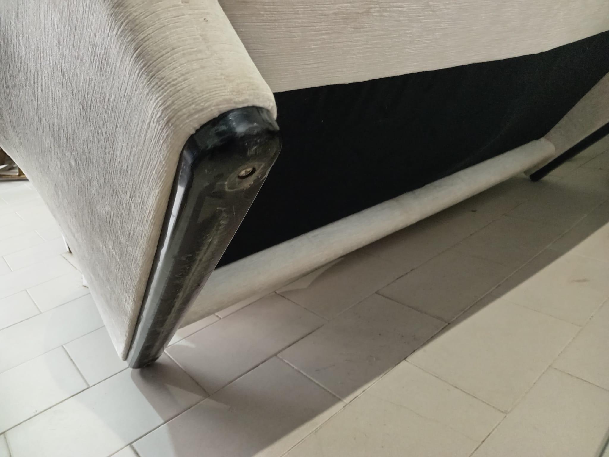 Italian Maralunga Sofa by Vico Magistretti from Cassina 1970s For Sale