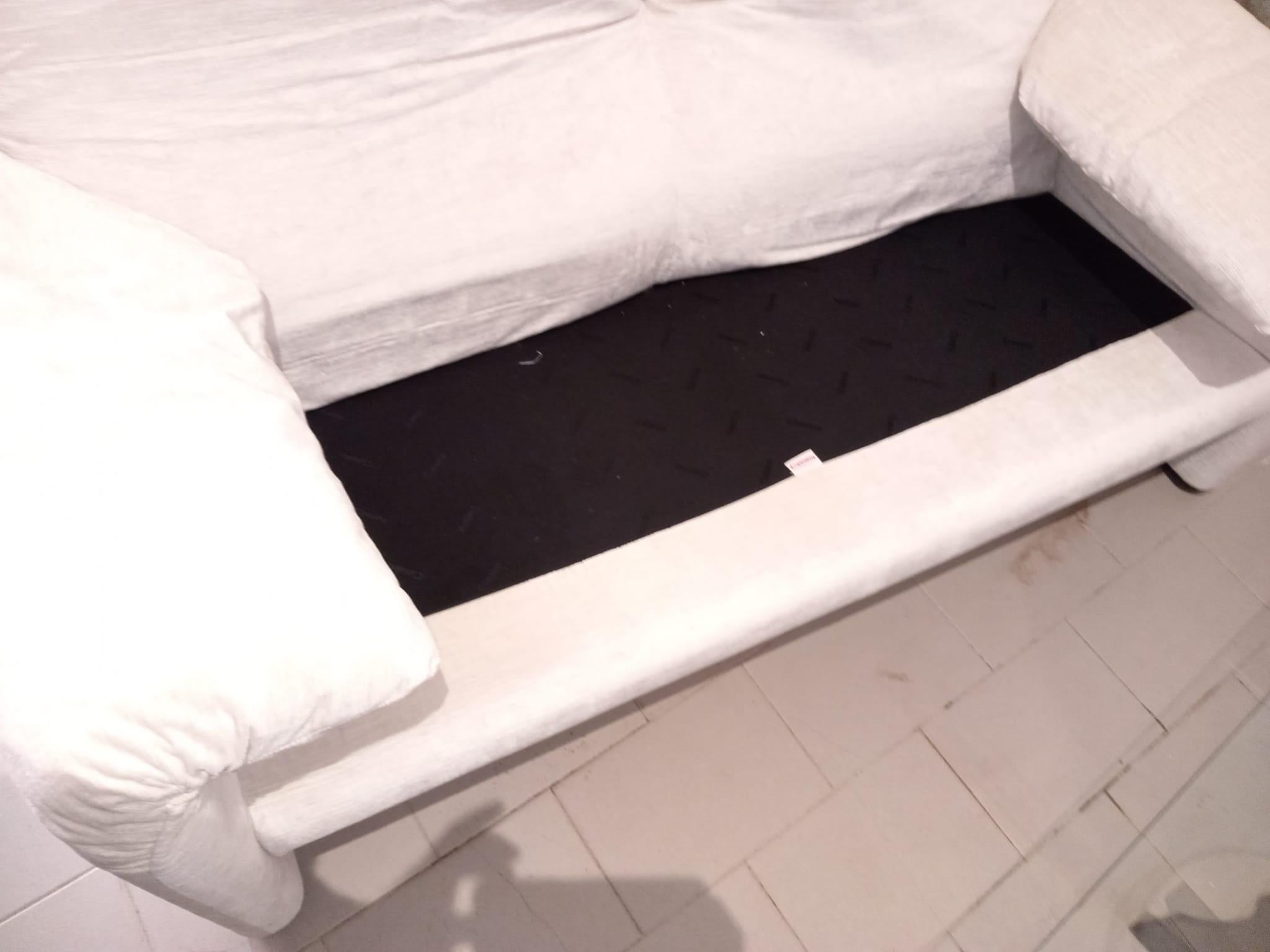 Late 20th Century Maralunga Sofa by Vico Magistretti from Cassina 1970s For Sale