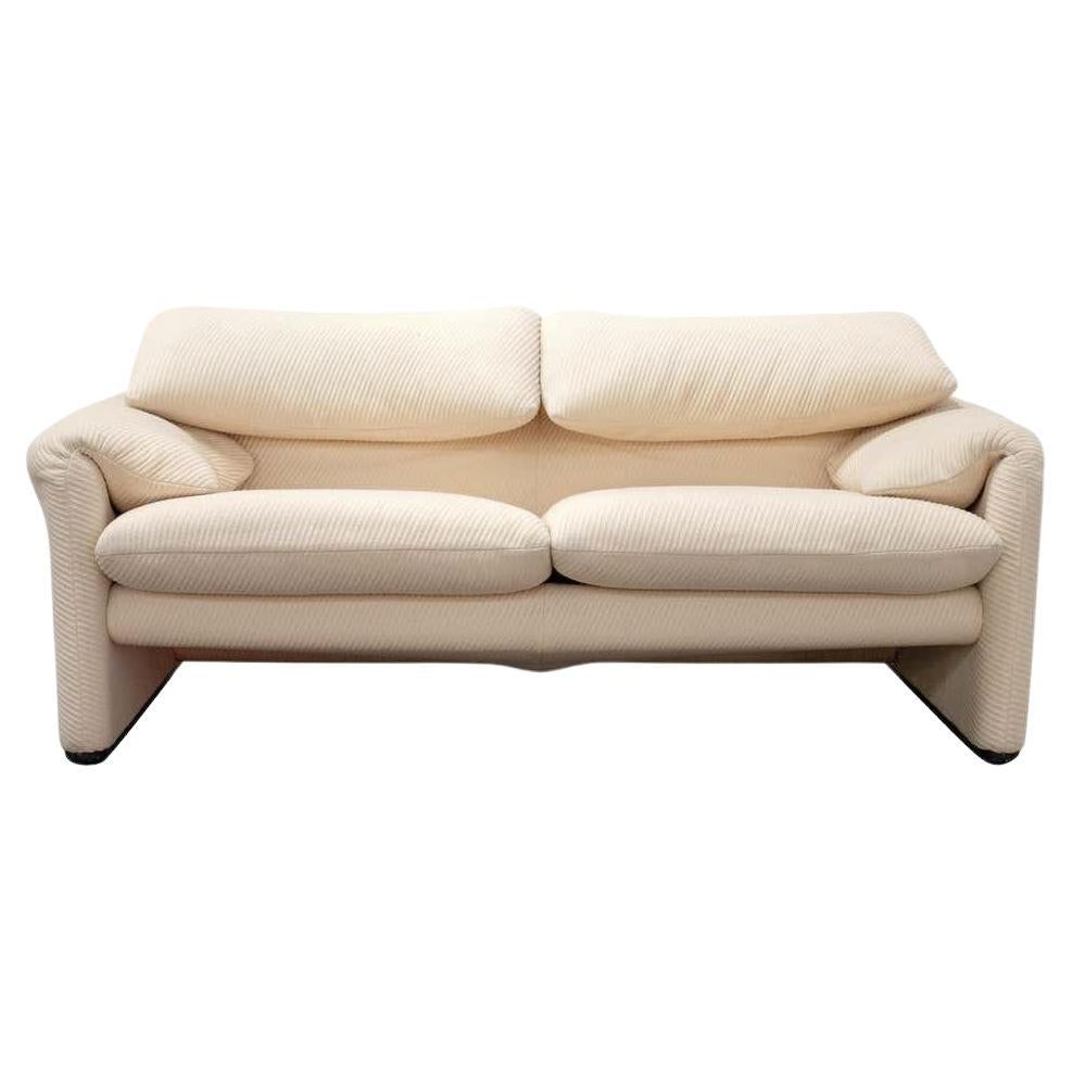 Maralunga Sofa by Vico Magistretti from Cassina 1970s For Sale