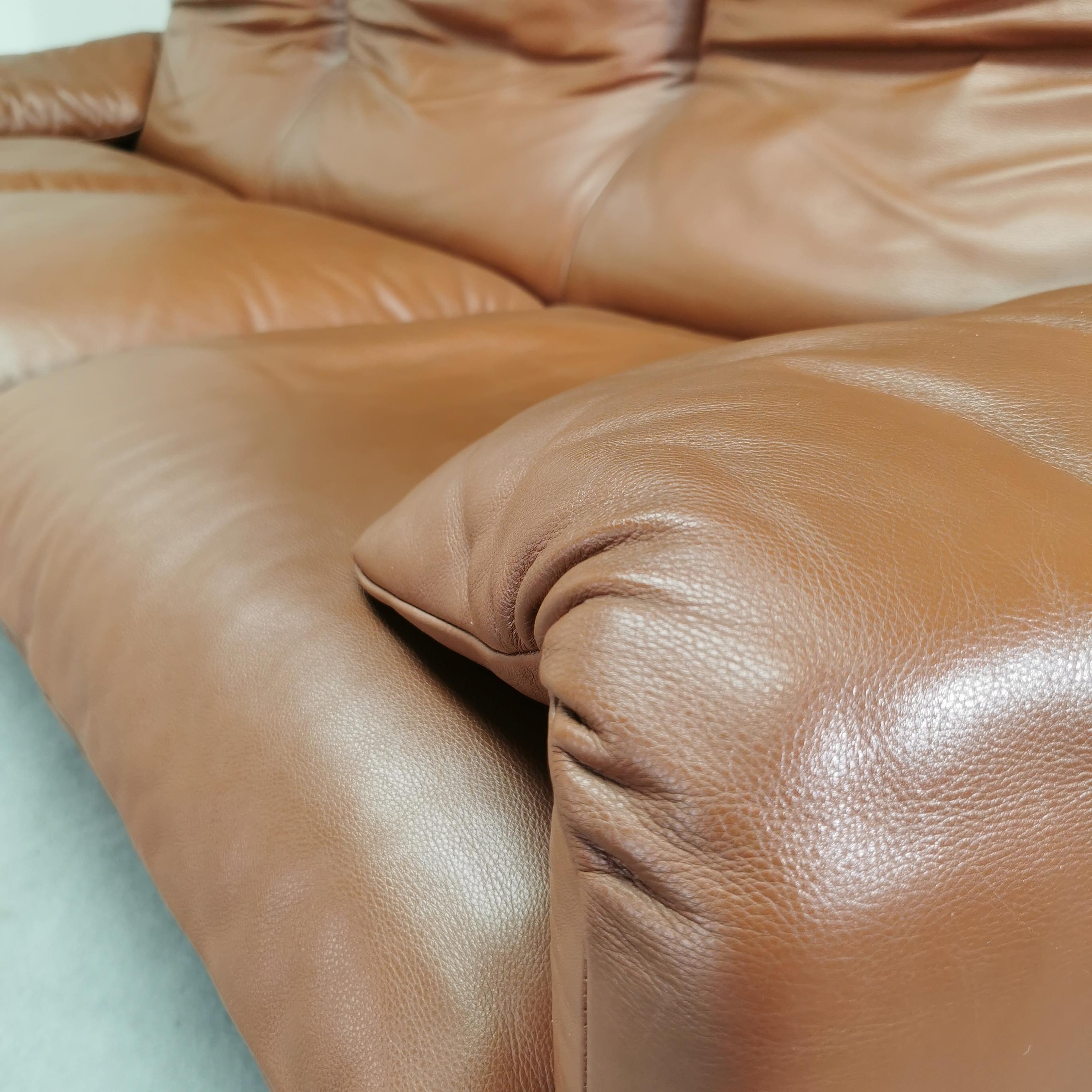 Maralunga sofa Cassina 70's leather For Sale 7