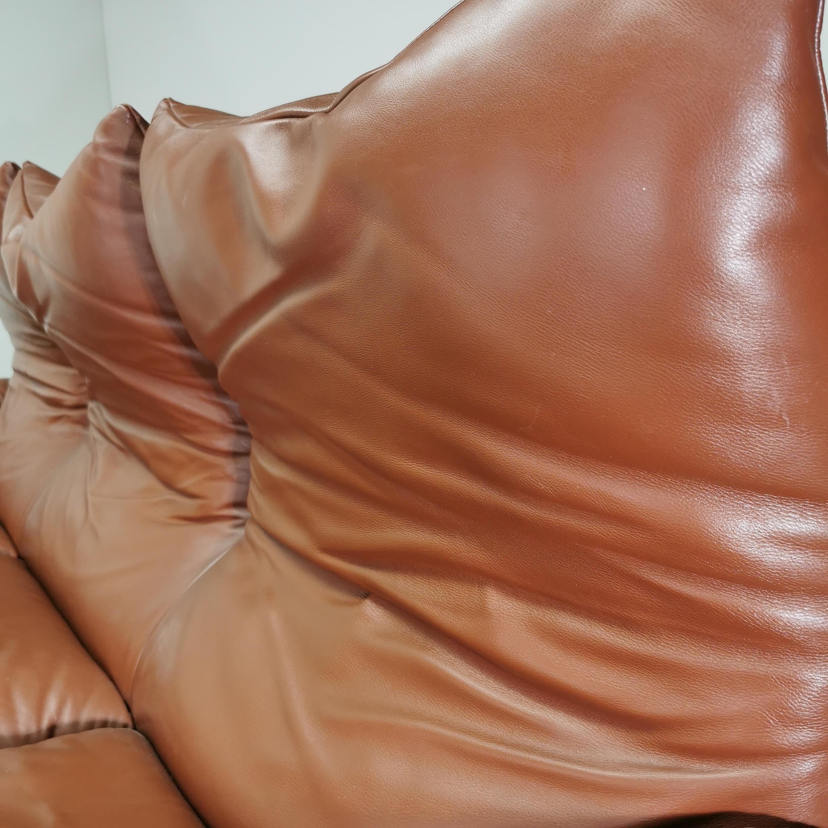 Maralunga sofa Cassina 70's leather For Sale 8