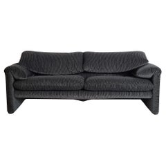 Canapé Maralunga conçu par Vico Magistretti pour Cassina, années 1980