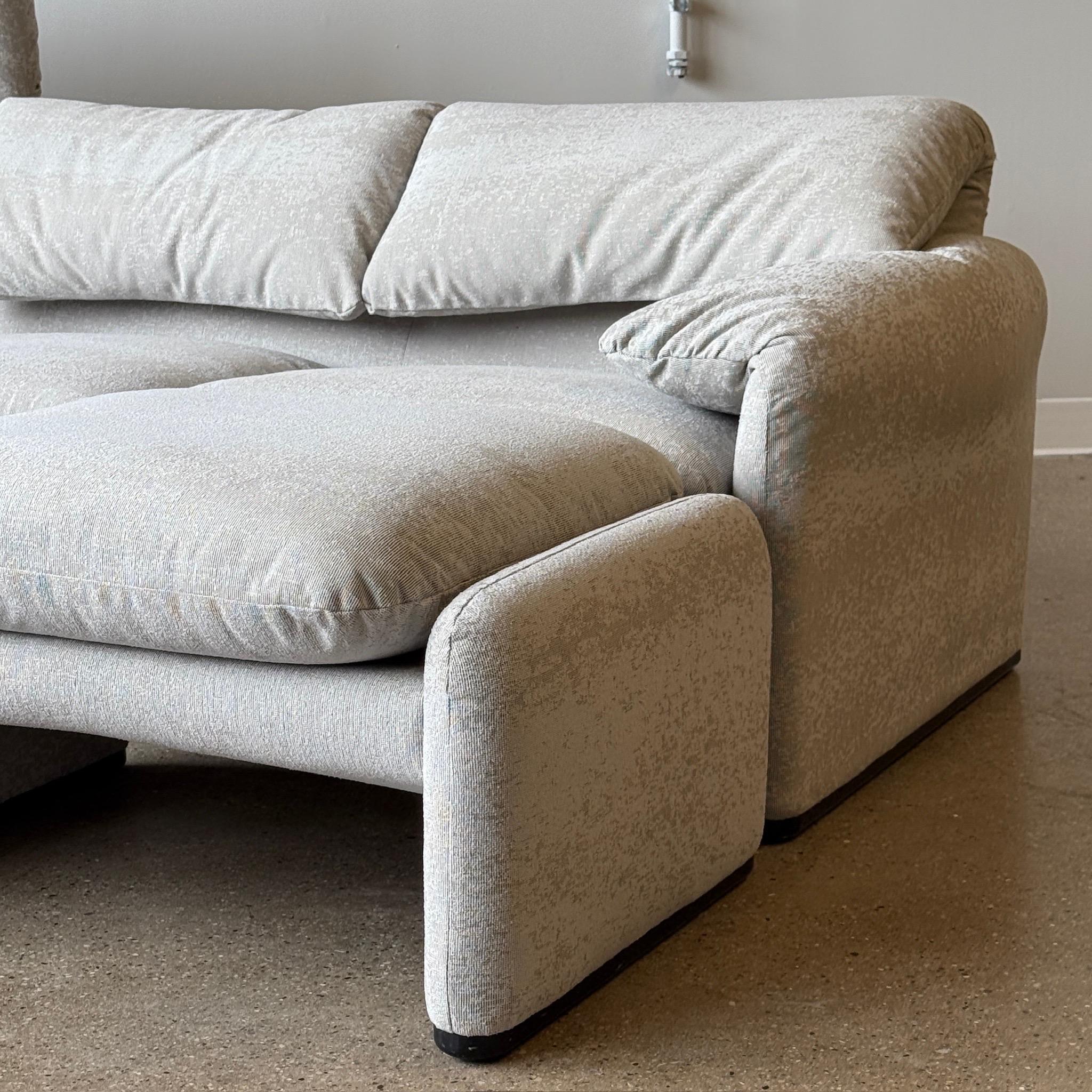 Tissu d'ameublement Canapé Maralunga de Vico Magistretti pour Cassina en vente