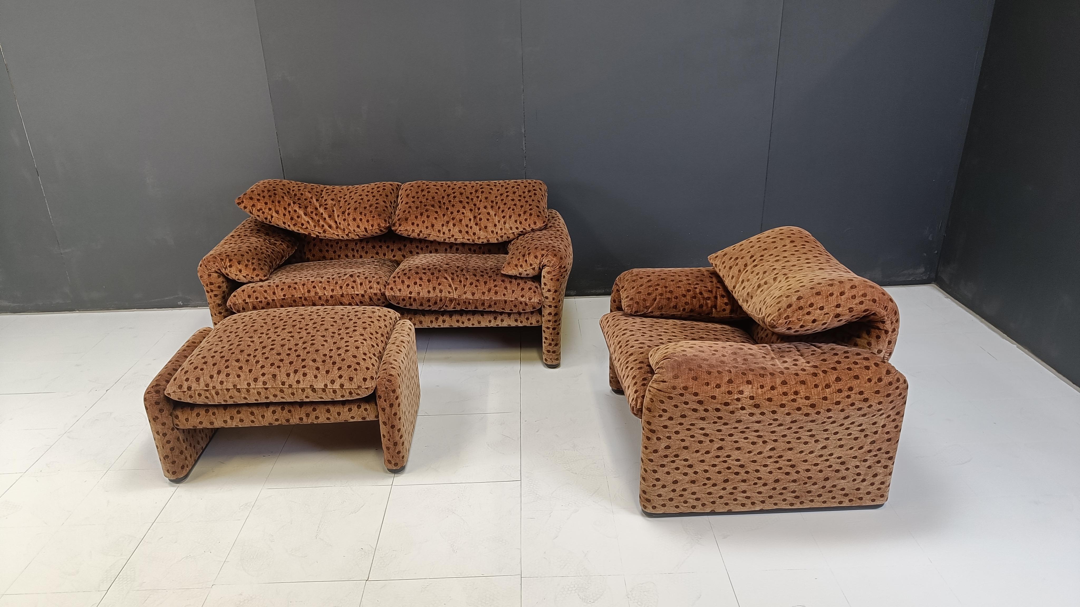 Italian Maralunga sofa set by Vico Magistretti, 1970s