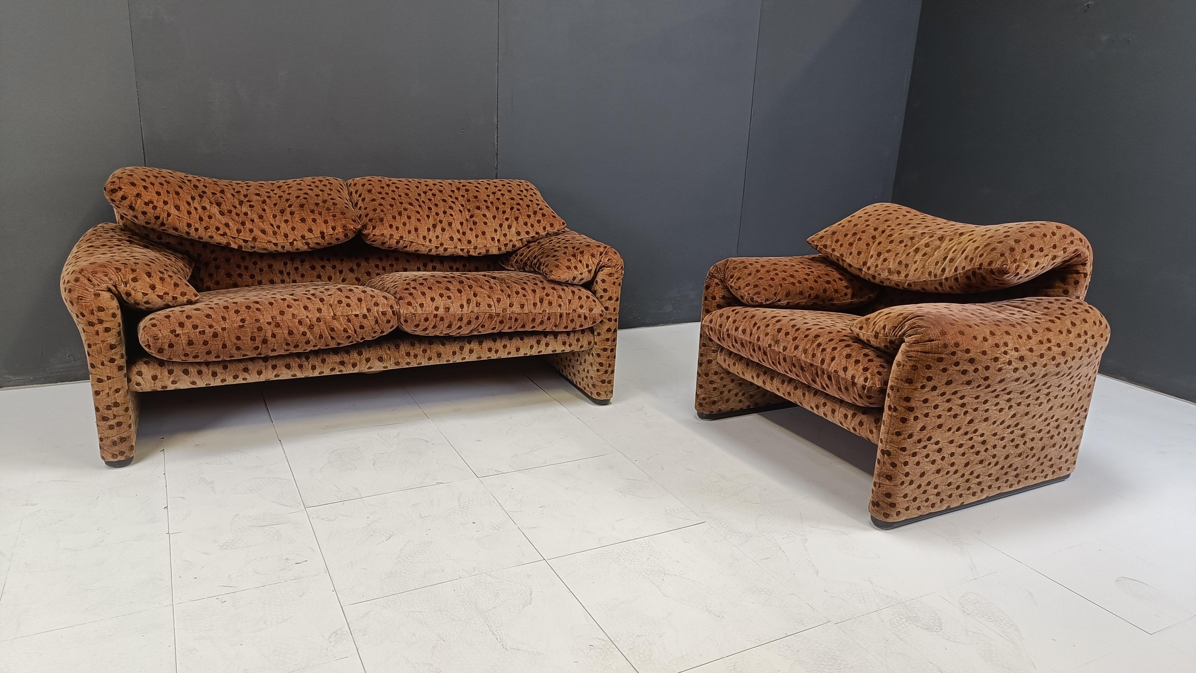 Fabric Maralunga sofa set by Vico Magistretti, 1970s