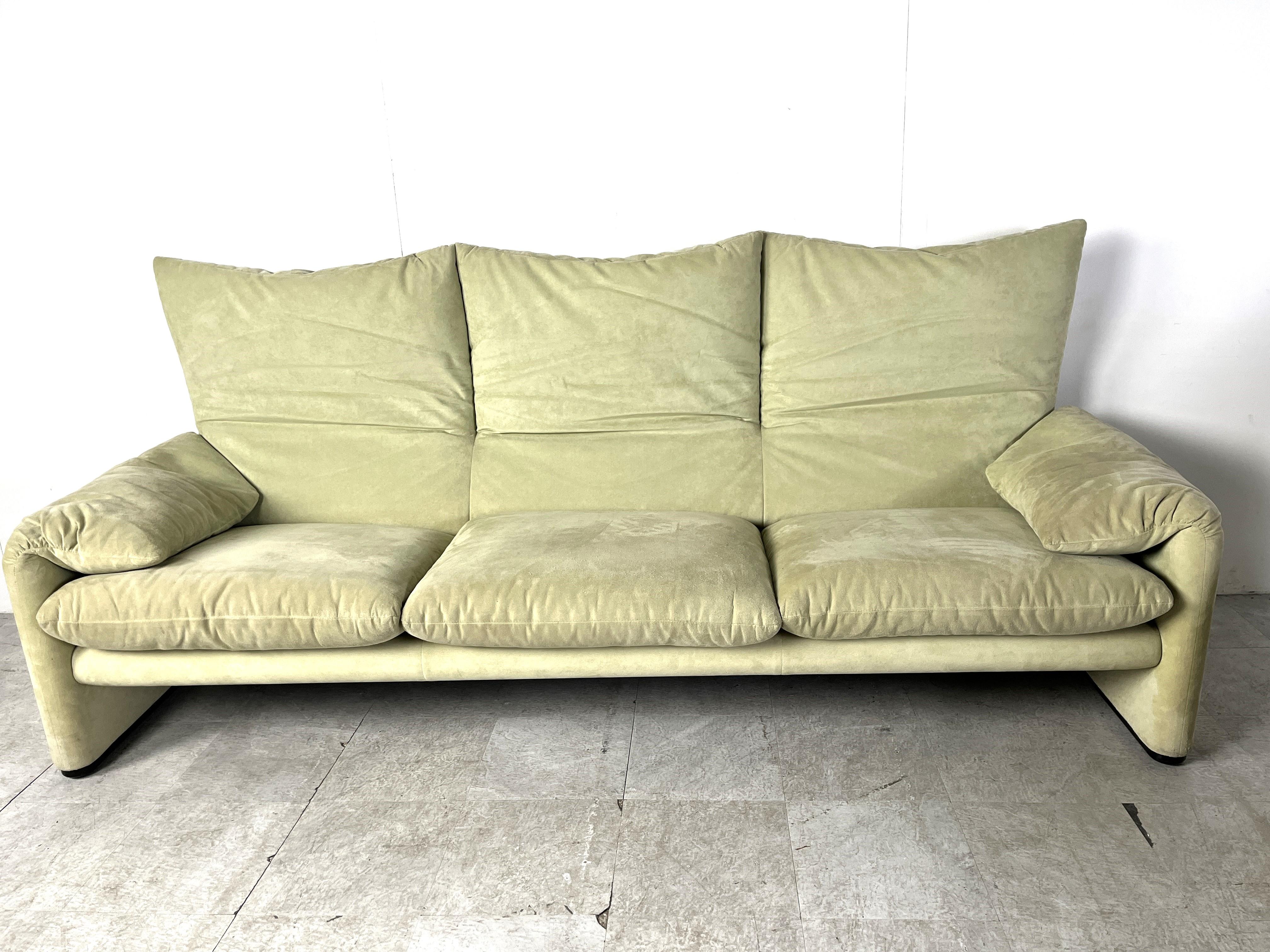 Late 20th Century Maralunga sofa set by Vico Magistretti for Cassina