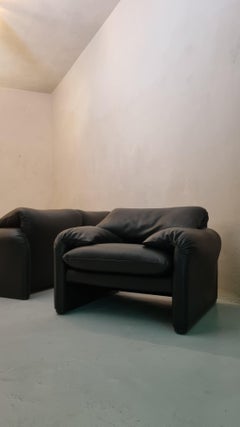 Sofá Maralunga y 2 sillones diseñados por Vico Magistretti para Cassina, 1973