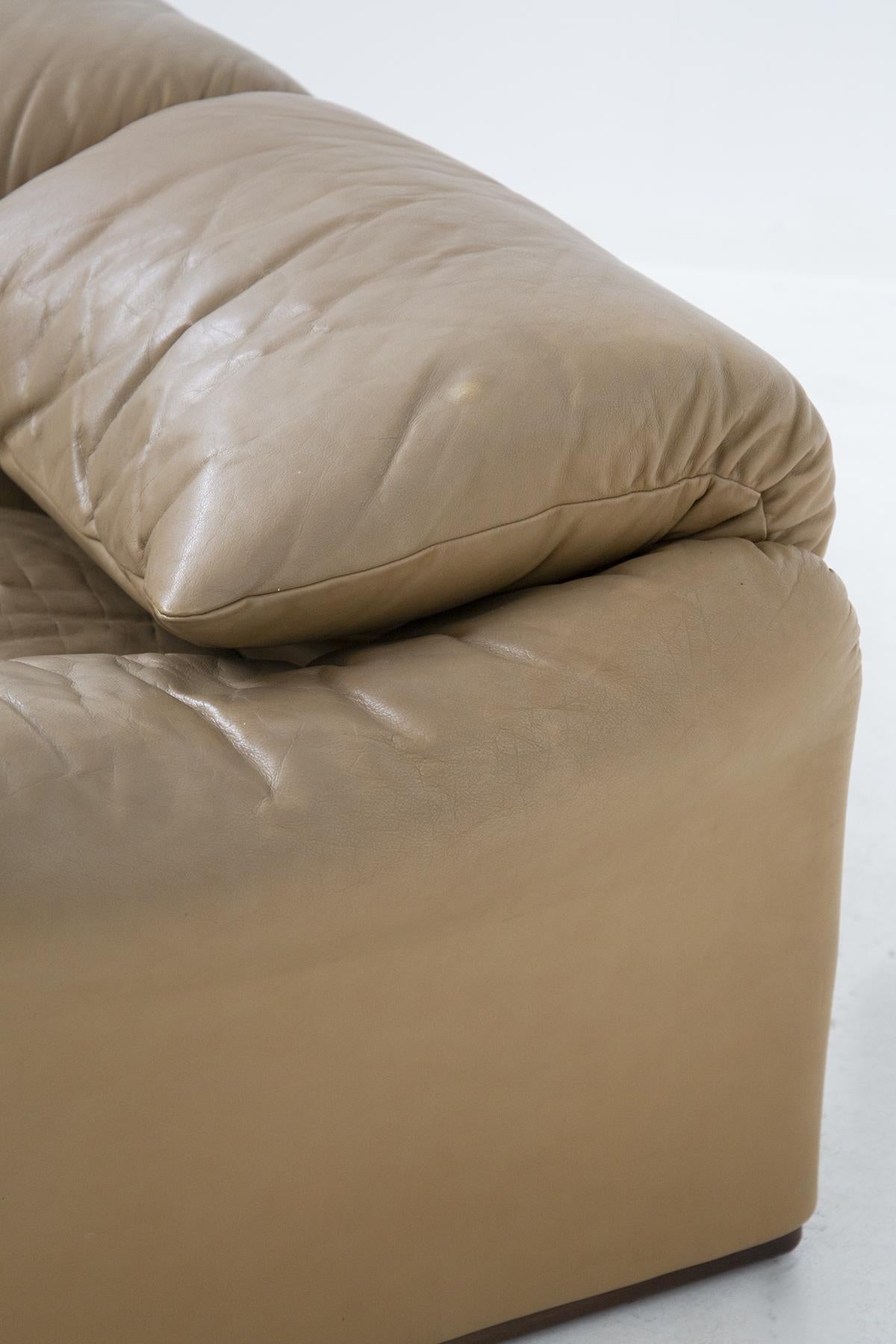 Maralunga Vintage Leather Sofa by Vico Magistretti for Cassina 3