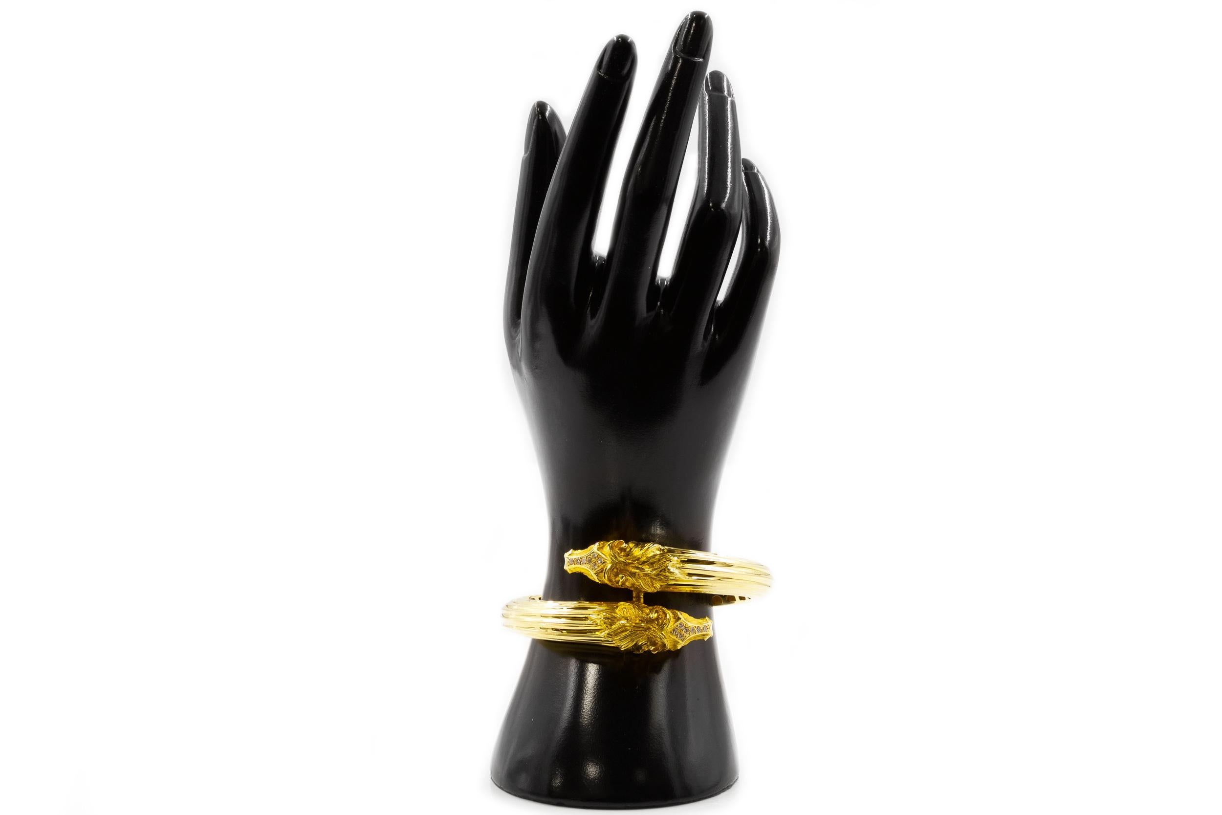 Maramenos & Pateras Pulsera y Pendientes Caballo de Oro de 18k, Diamantes y Rubíes en venta 15