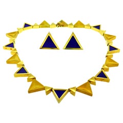 Maramenos & Pateras, collier et boucles d'oreilles en or jaune sertis de lapis-lazuli
