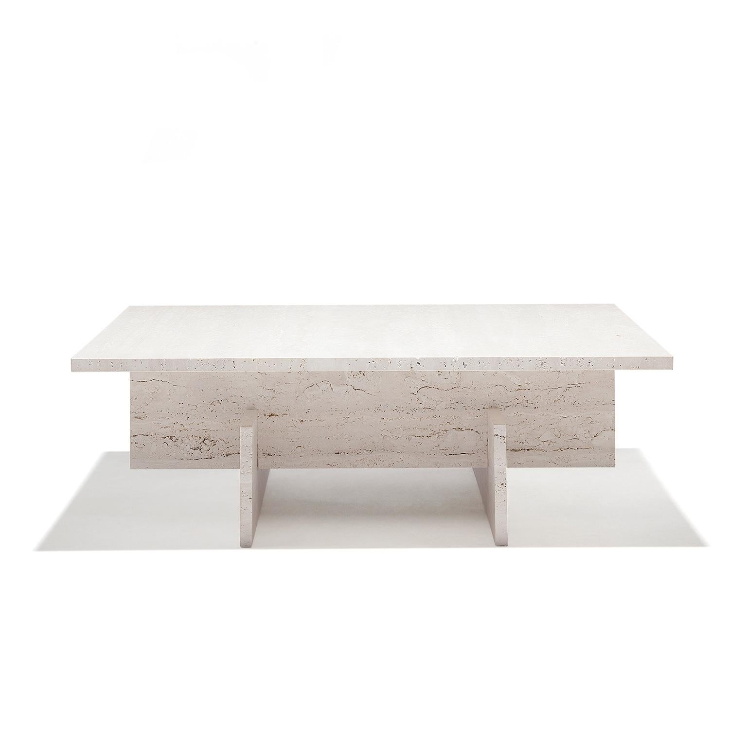 Minimaliste Table basse ajustée en marbre travertin minimaliste d'Aparentment en vente