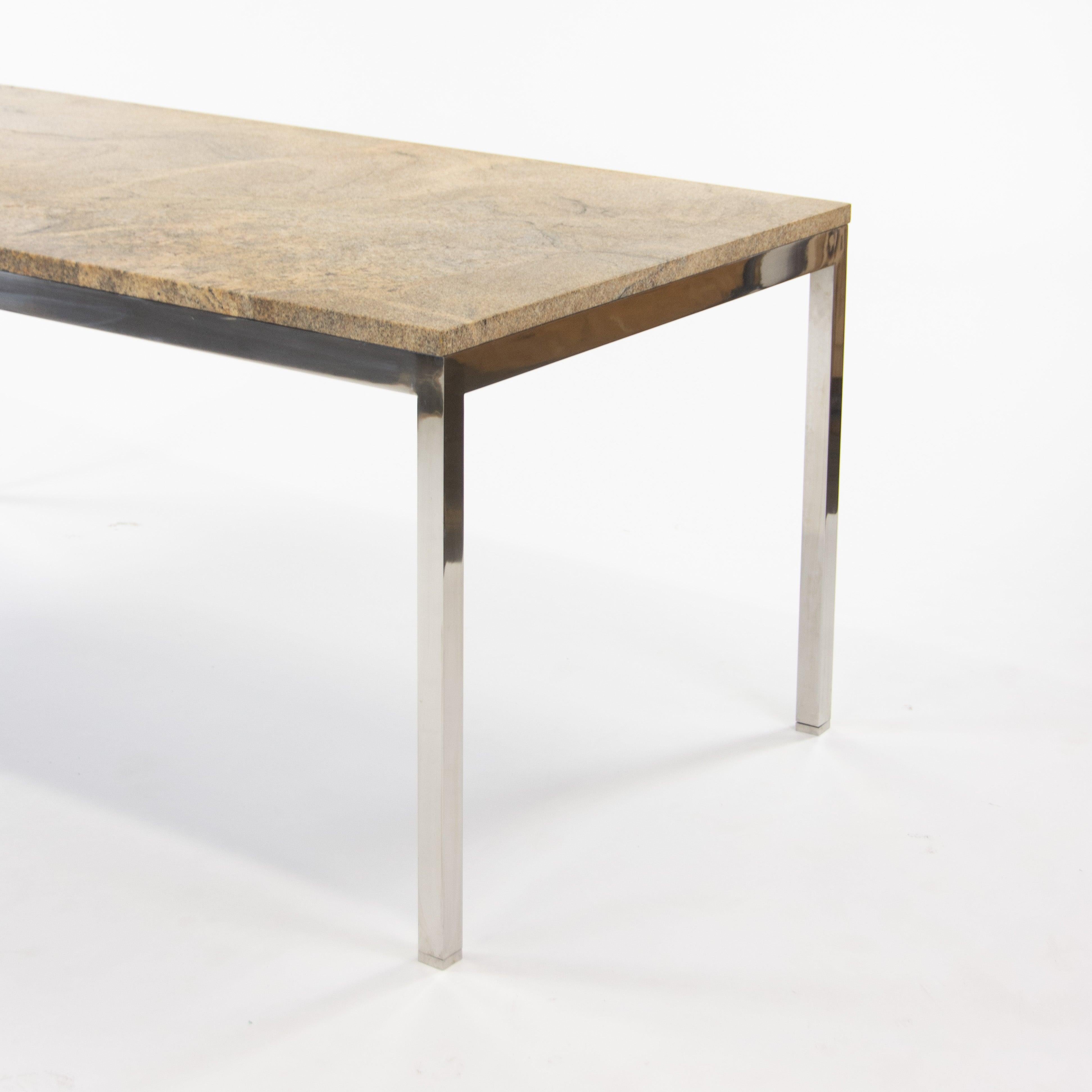 Américain Table de conférence de réunion ou de conférence en marbre 6x3 brun clair avec base en acier du projet SOM en vente