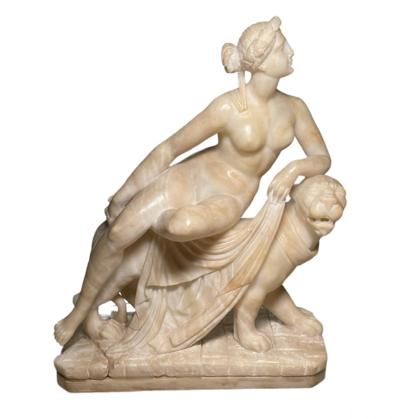 Sculpture de groupe en marbre et albâtre d'Ariane sur une panthère en vente 3