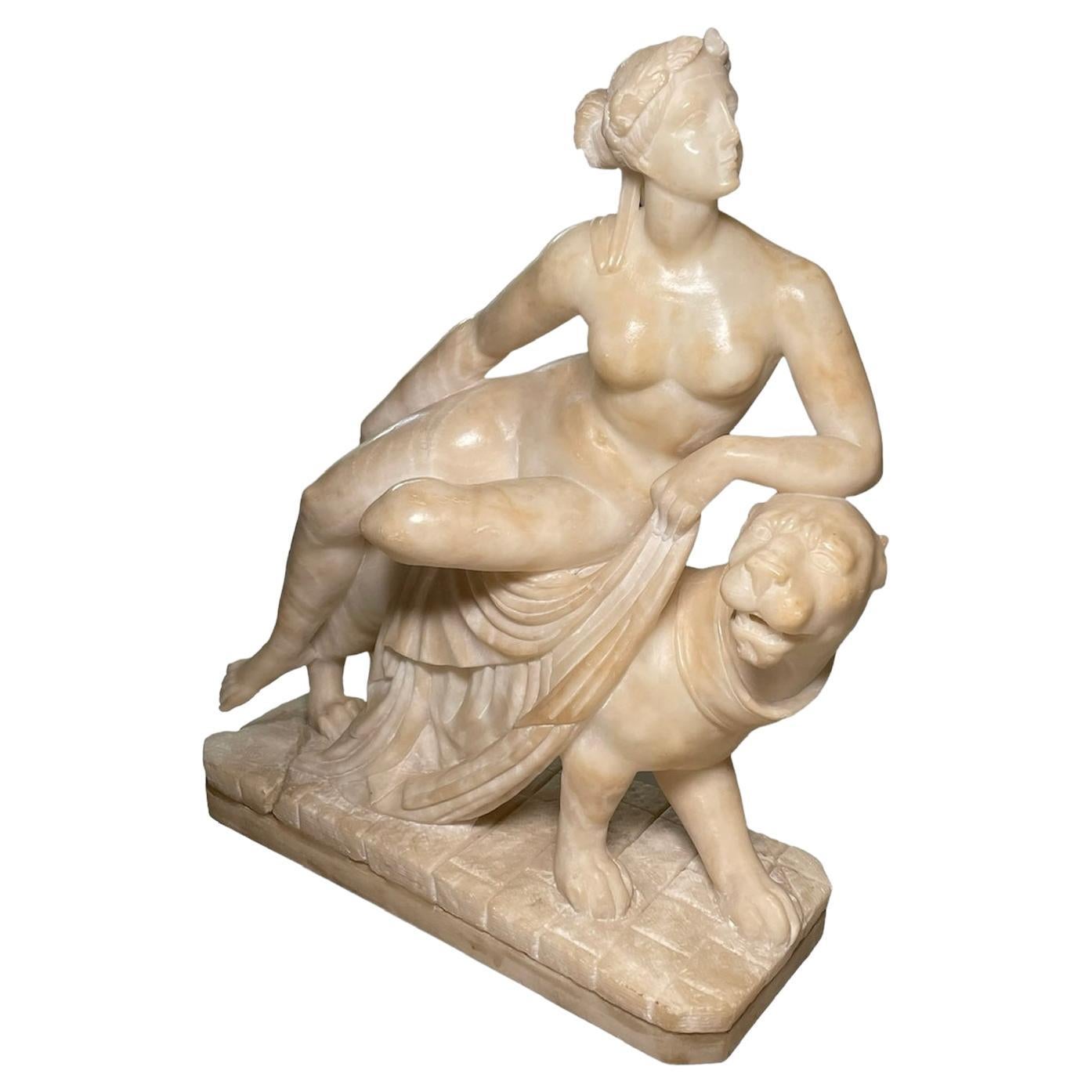 Sculpture de groupe en marbre et albâtre d'Ariane sur une panthère en vente