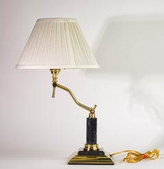Verstellbare Tischlampe aus Marmor und Messing. 1970er Jahre