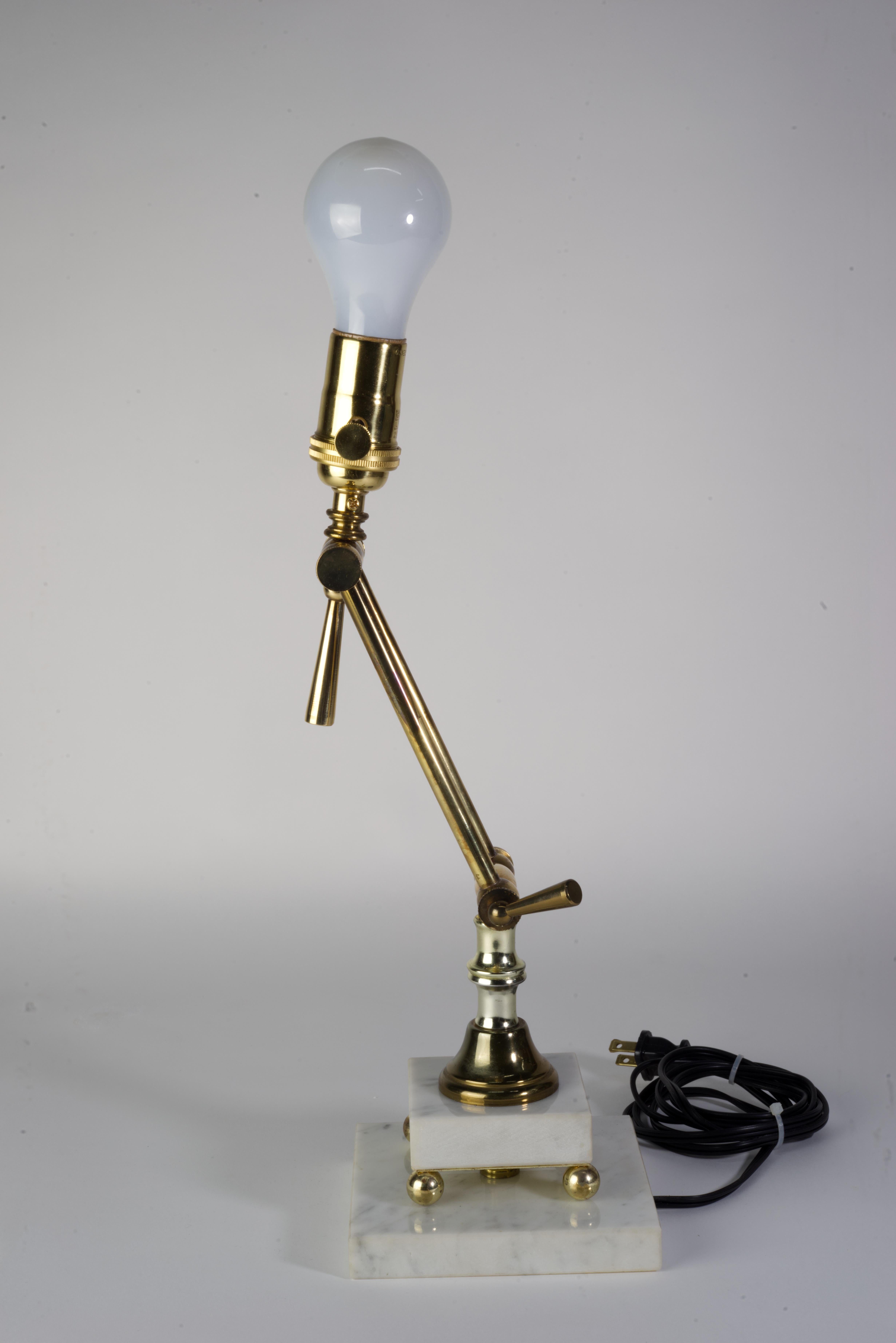 Marble and Brass adjustable table lamp. 1970s In Good Condition For Sale In Clifton Springs, NY