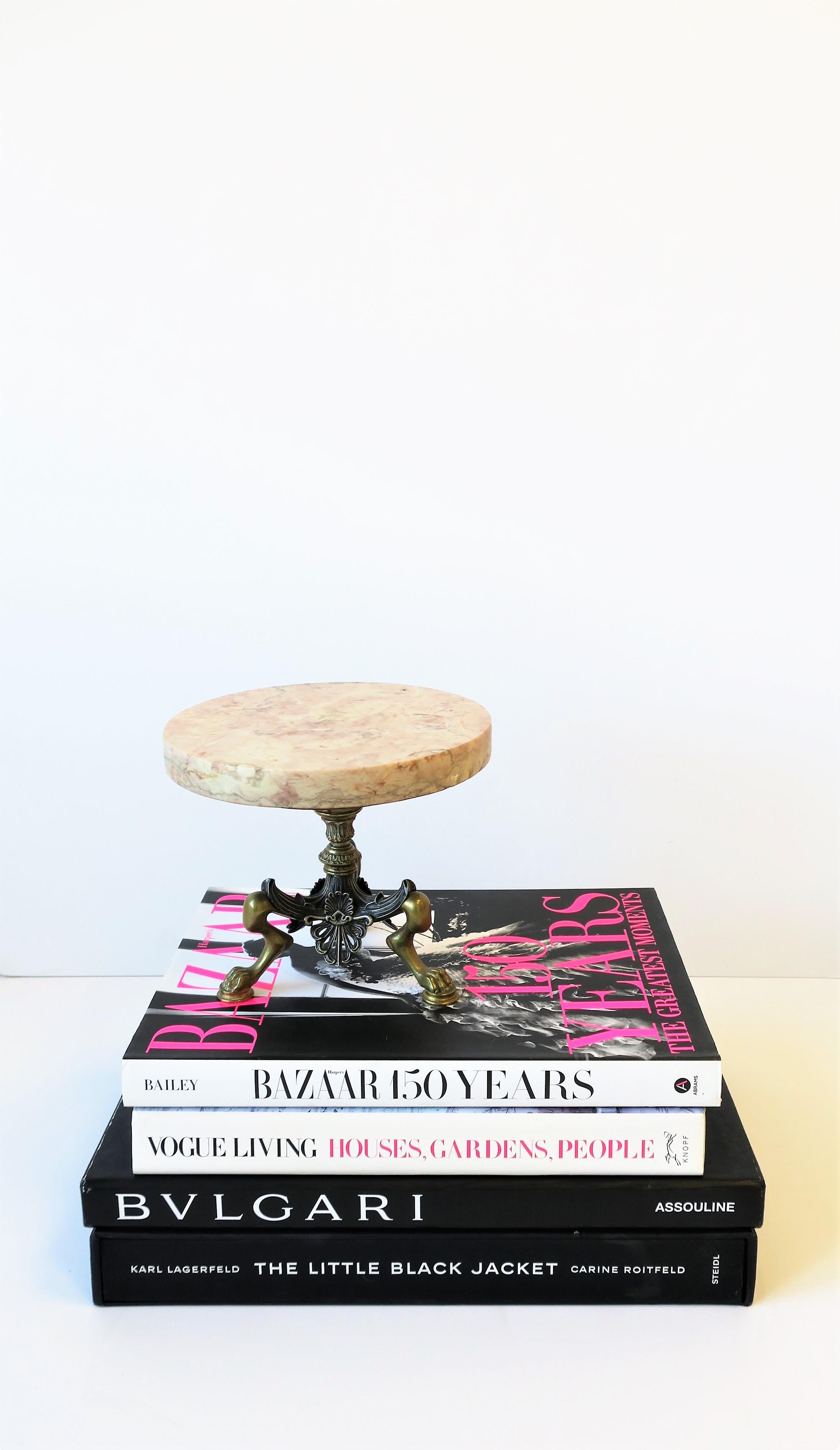 Marble and Brass Round Pedestal with Lion Paw Feet Plant Stand Regency Style For Sale 4