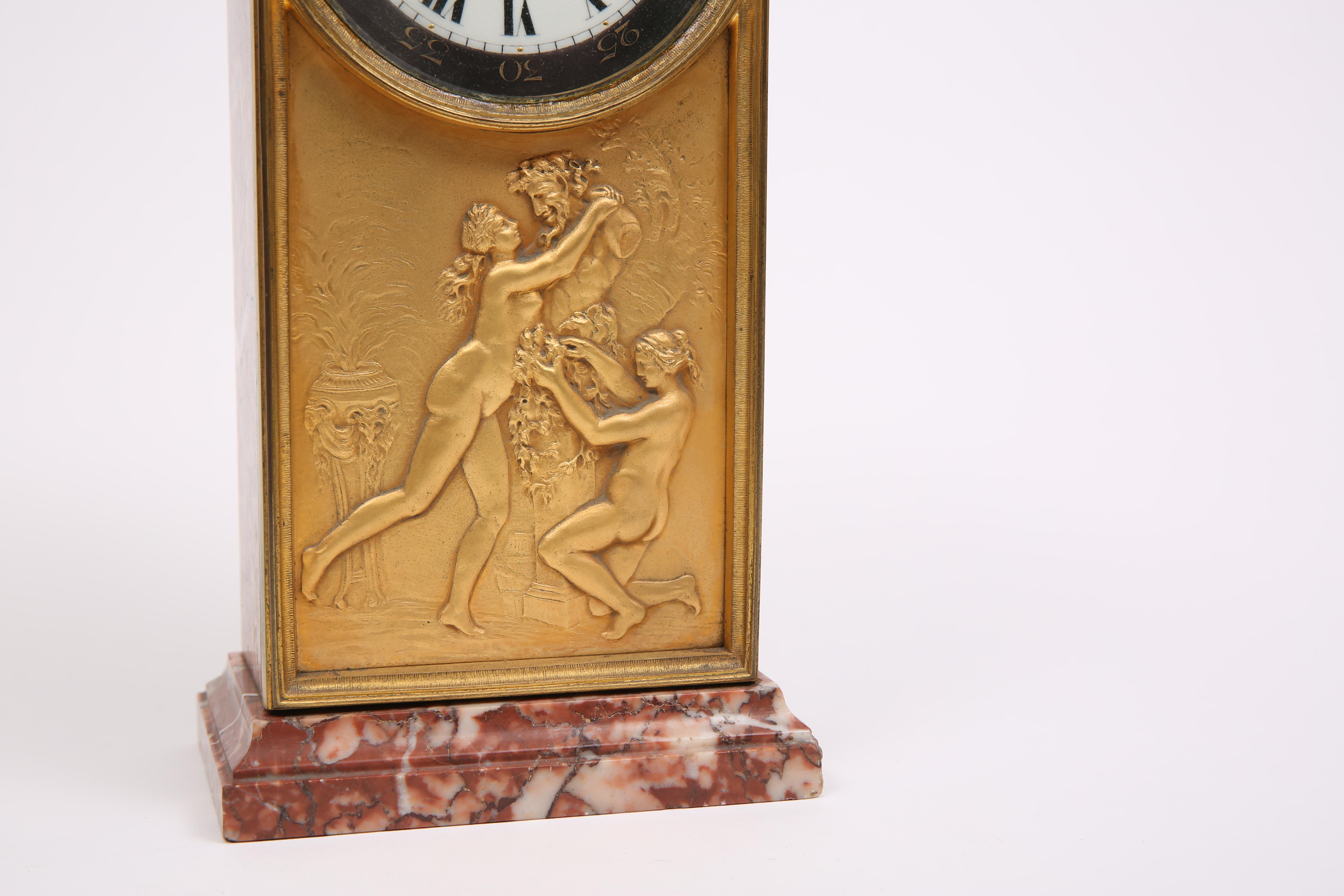 Marble table clock with bronze plate with mercury gold plating, Chevrie machine, 8 Jaures.

France, CIRCA 1910.