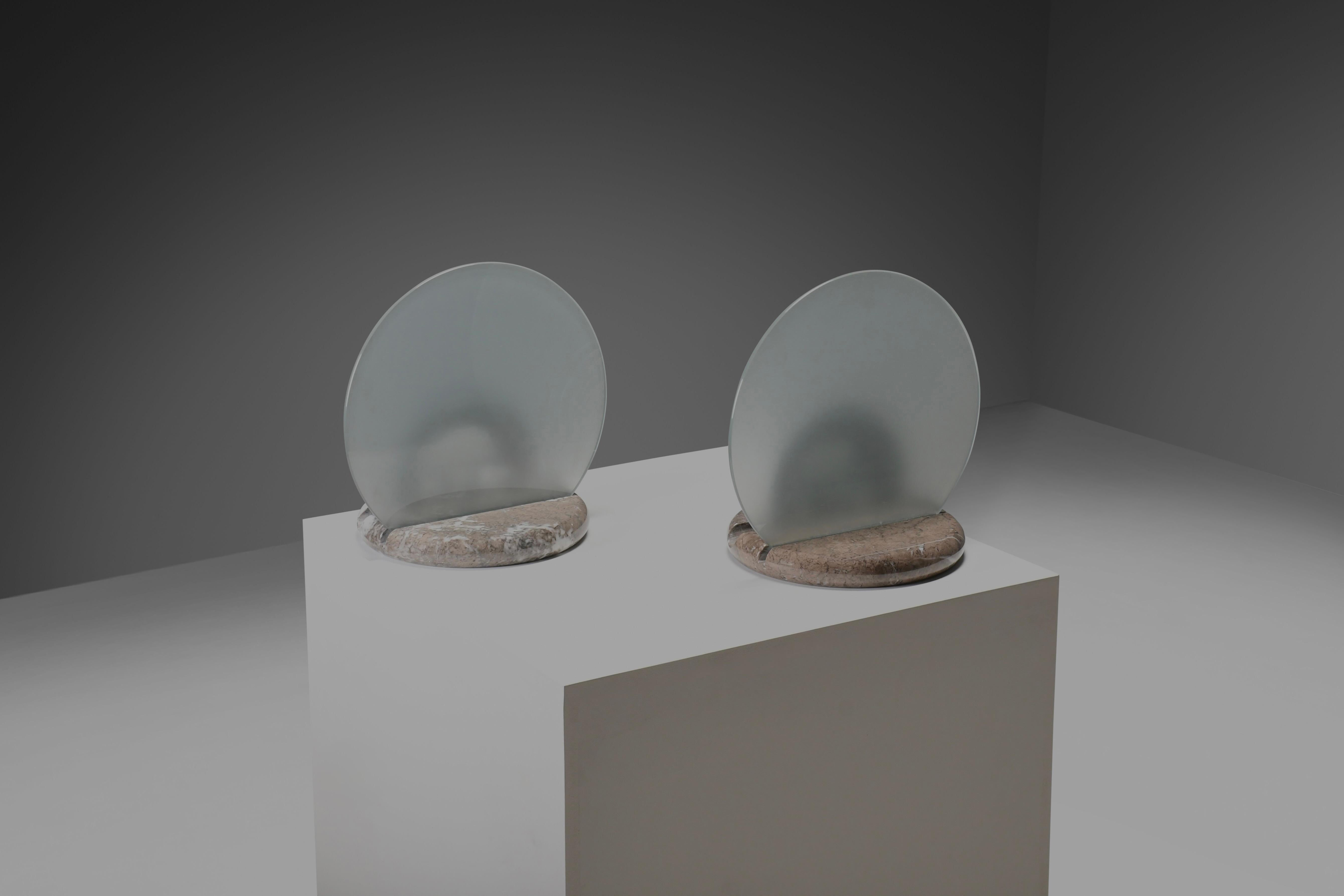 Set of 'Gong' Table Lamps in very good condition.

Designed by Bruno Gechelin

Manufactured by Gruppo Skipper, Italy in the 1970s

Elegant and sculptural, this set of Gruppo Skipper Gong Table Lamps by Bruno Gechelin showcases the refined