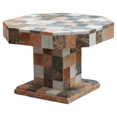 Mesa de pedestal de mármol y ónix patchwork