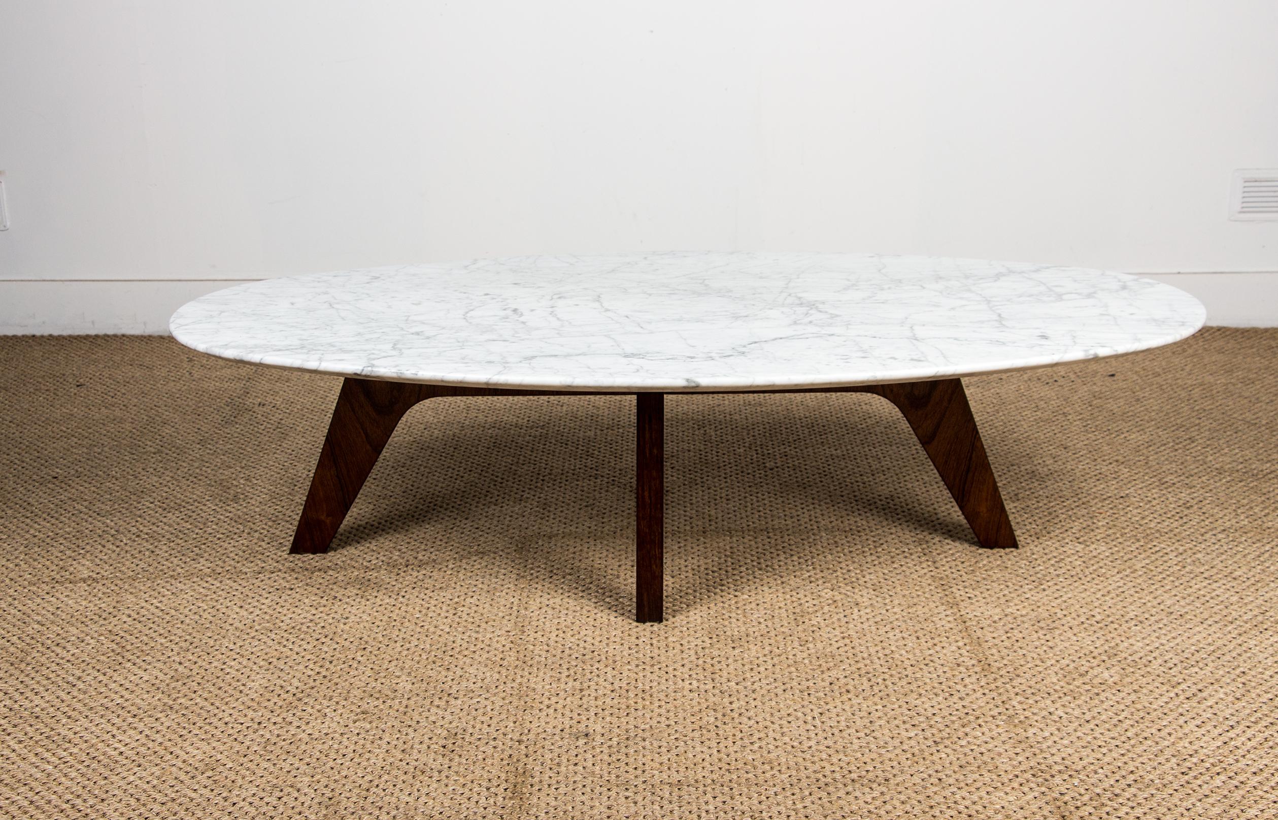 French Marble and Rosewood Coffee Table by Hugues Poignant for Roche et Bobois 1970. For Sale