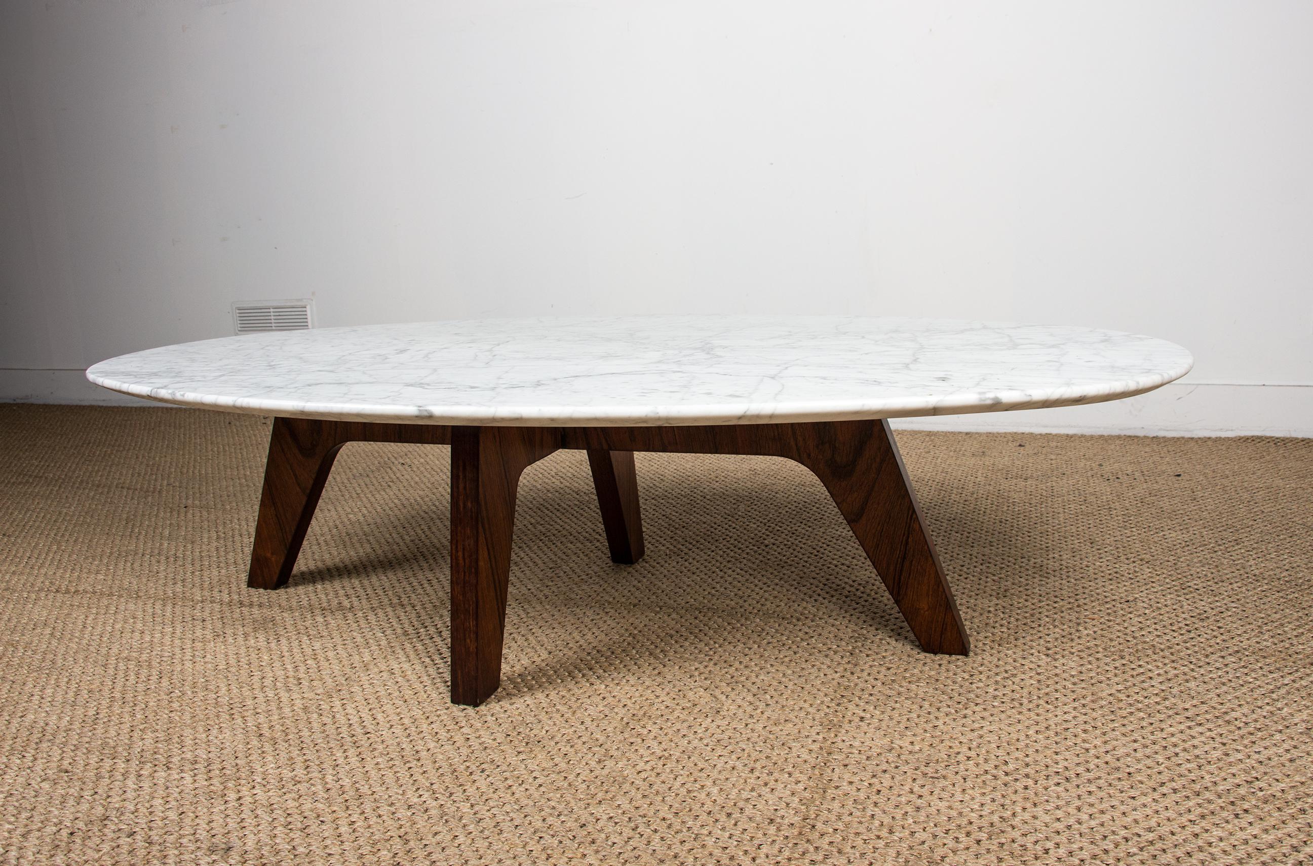 Mid-20th Century Marble and Rosewood Coffee Table by Hugues Poignant for Roche et Bobois 1970. For Sale