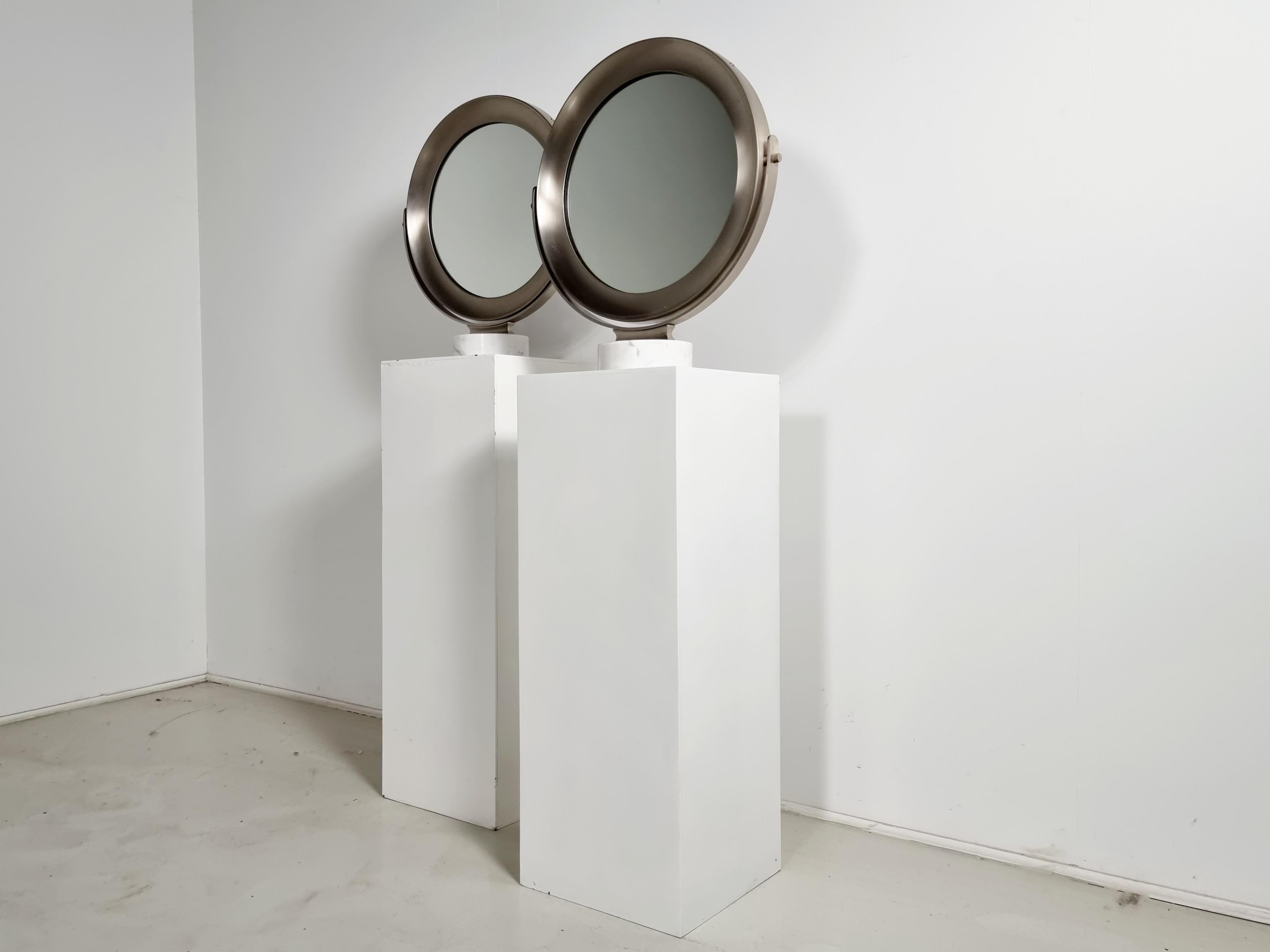 Mid-Century Modern Miroir de table Narciso en marbre et acier de Sergio Mazza pour Artemide, Italie, 1970 en vente