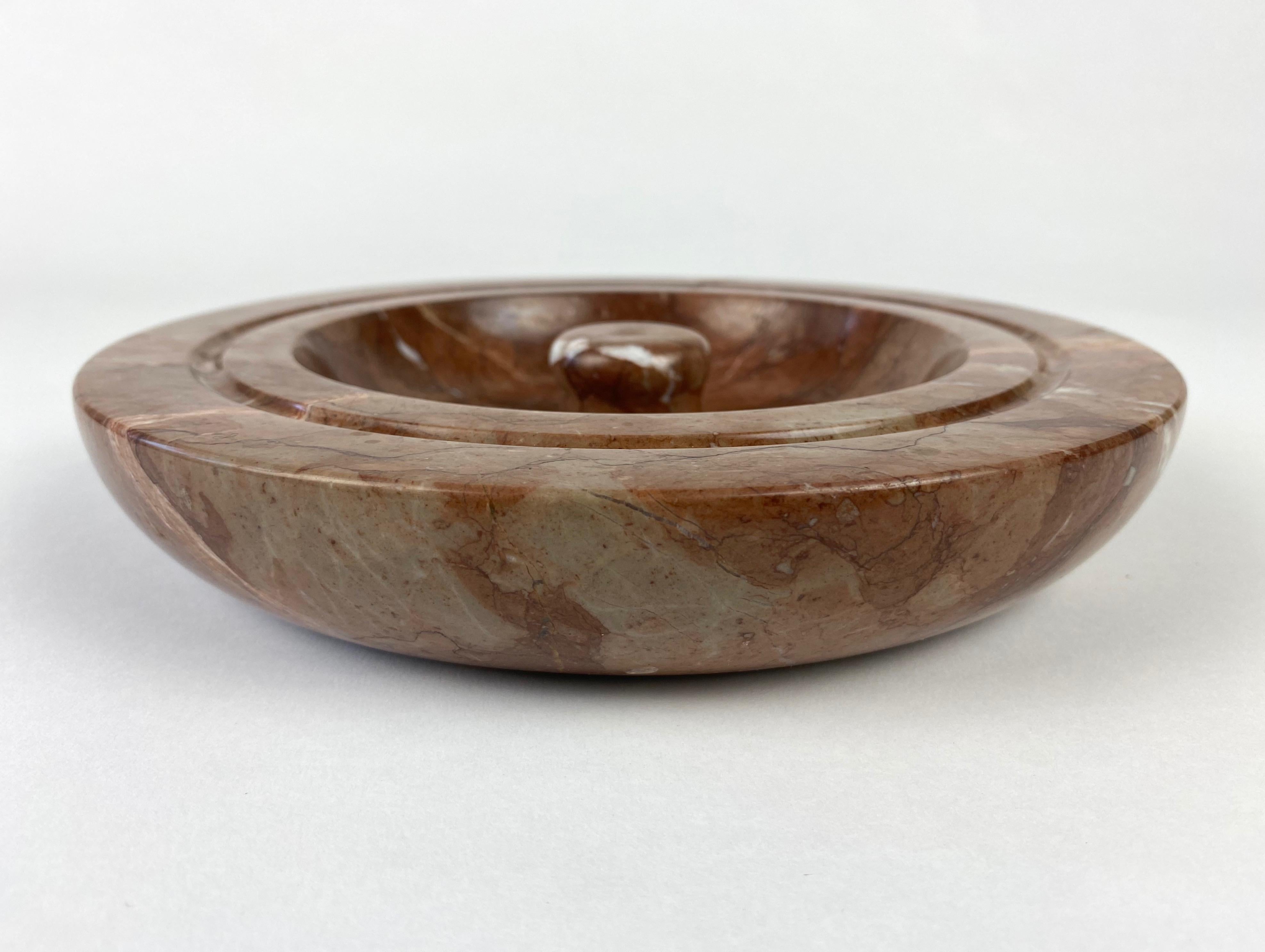 Marble Ashtray Attributed to Angelo Mangiarotti for Knoll, Italy, 1970s For Sale 3