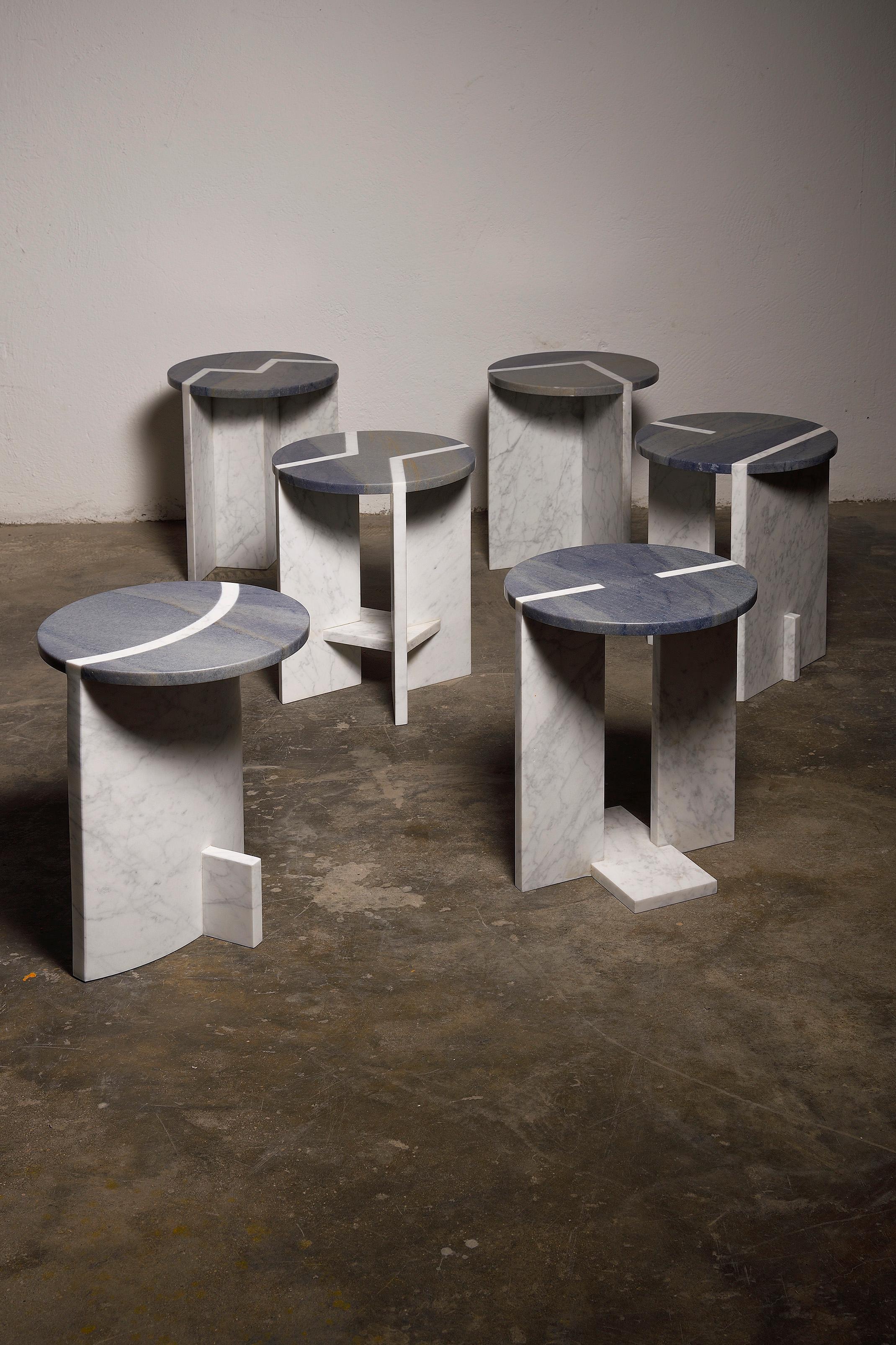 Moderne Table d'appoint en marbre « Athos », Giorgio Bonaguro en vente