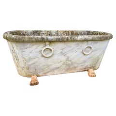 Beautiful Marble Bathtub With Rings, Empire period, 19th Century