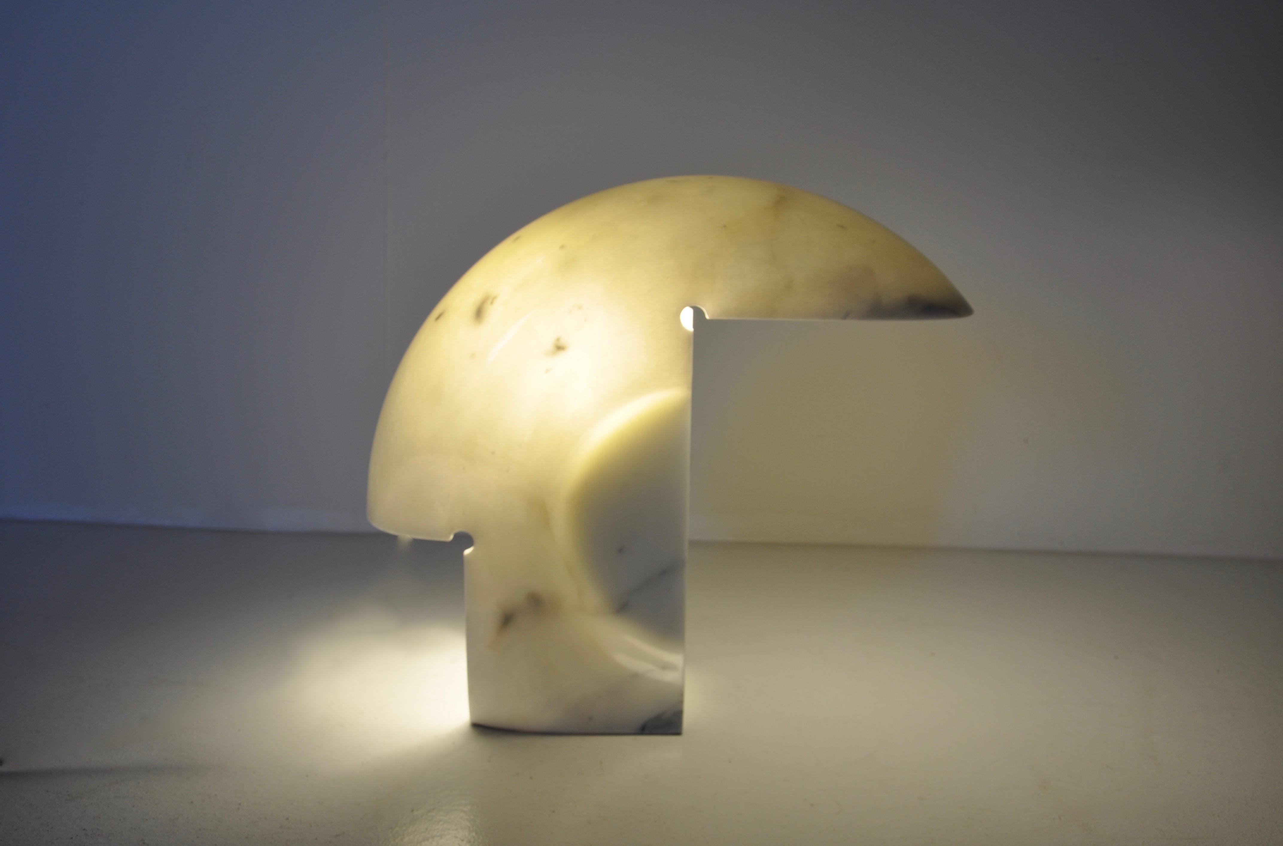 Biagio-Tischlampe aus Marmor von Tobia Scarpa für Flos, 1968 (Moderne der Mitte des Jahrhunderts) im Angebot