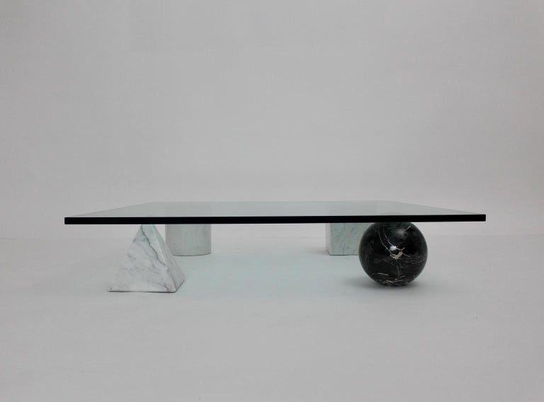 Modern Massimo and Lella Vignelli Vintage Black White Marble Coffee Table 1979 Italy